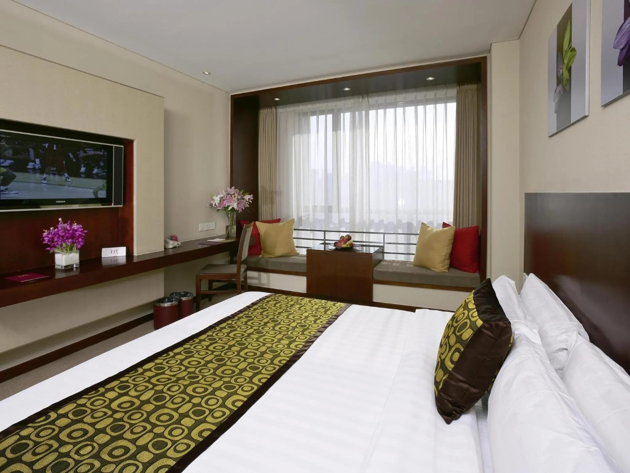 Bedroom, Bed in Mercure Wanshang Beijing