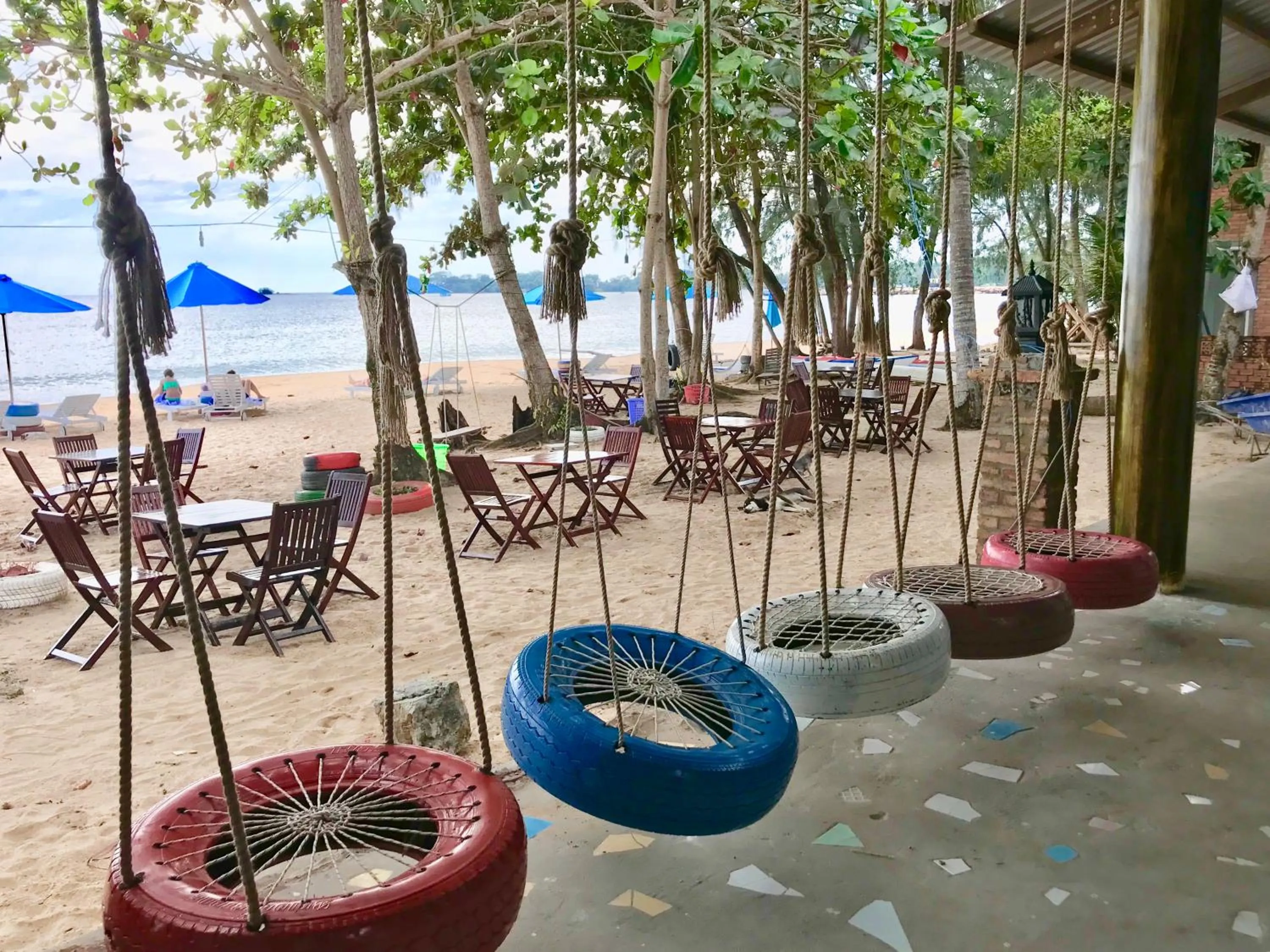 Communal lounge/ TV room in Vung Bau Resort