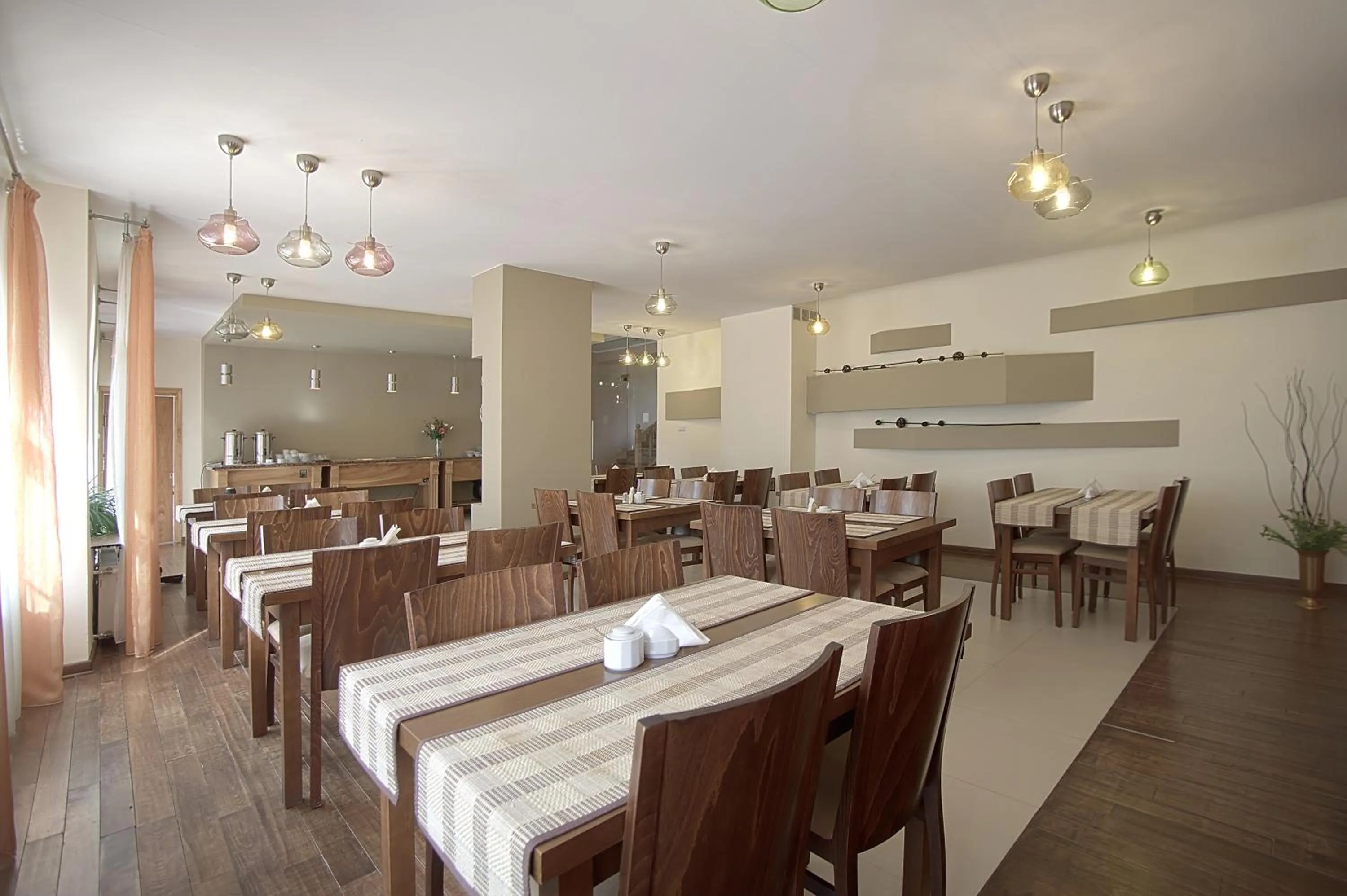 Restaurant/places to eat in Willa Park