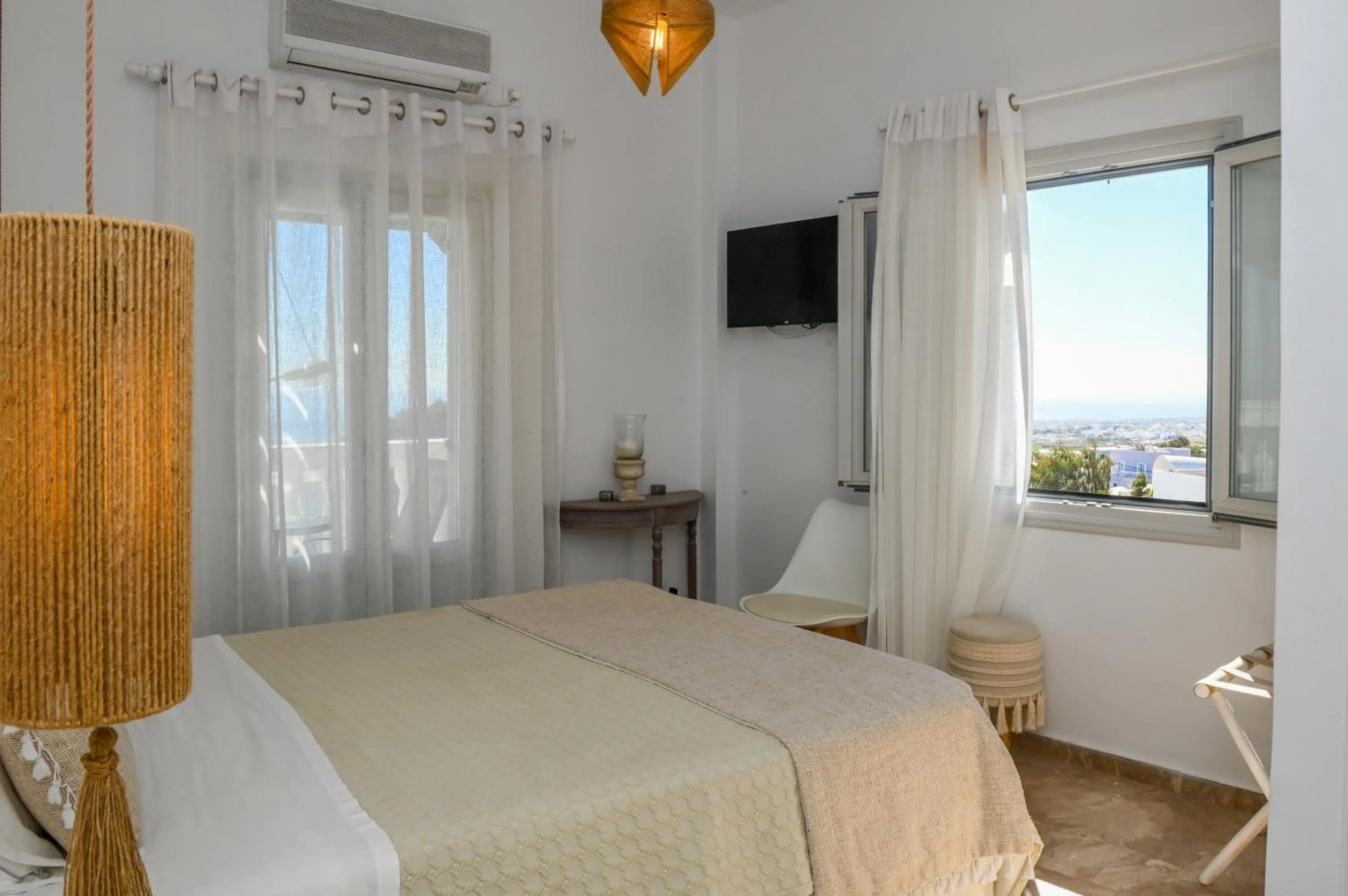 Bed in Vinas Place City Center