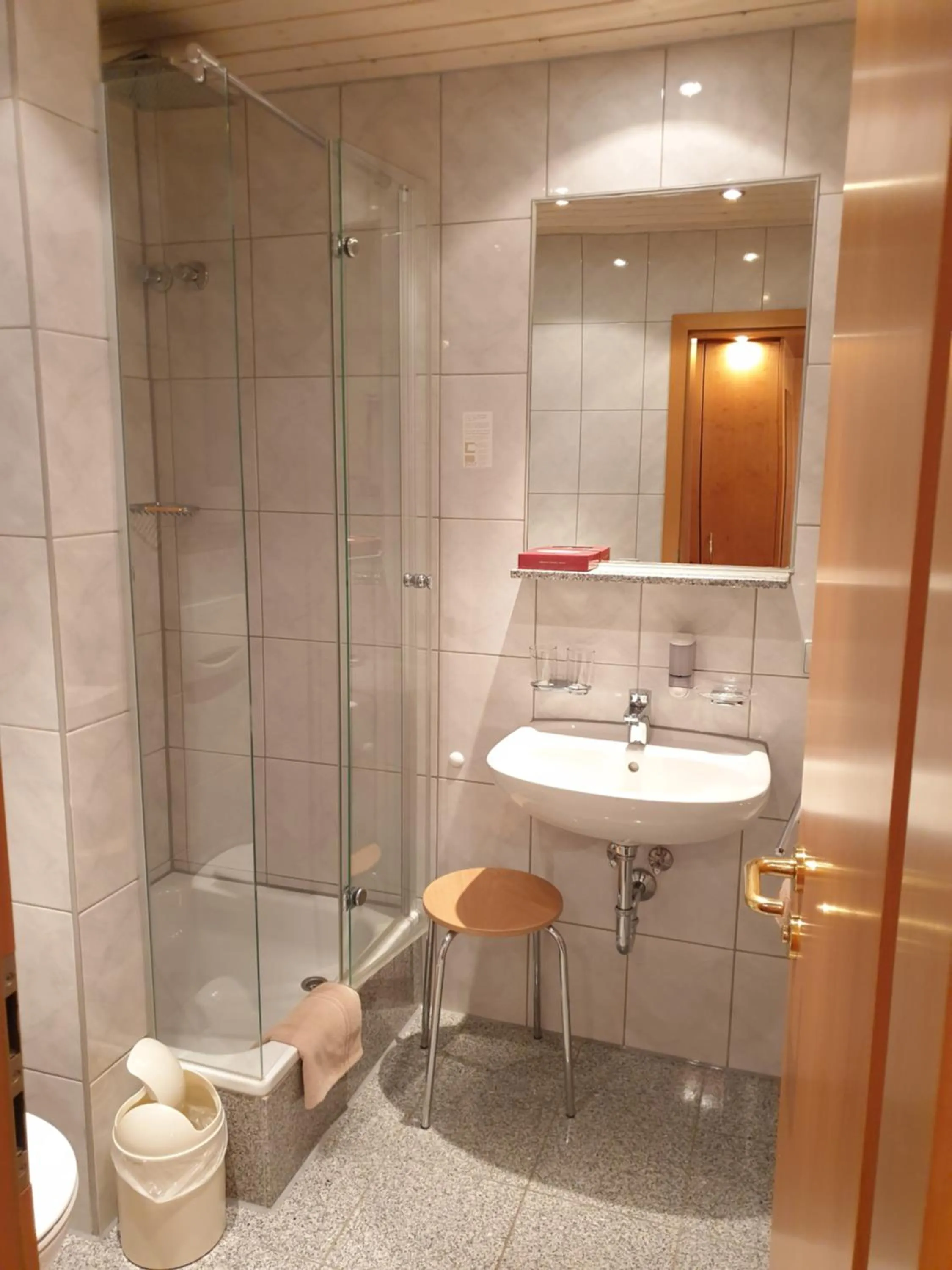 Bathroom in Hotel Koch