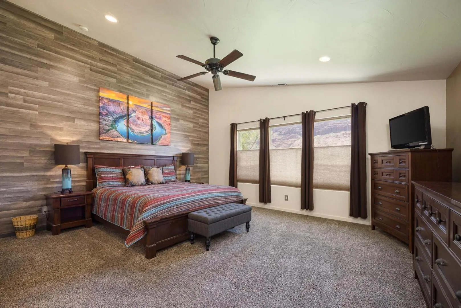 Bed in Rim Village A4 3