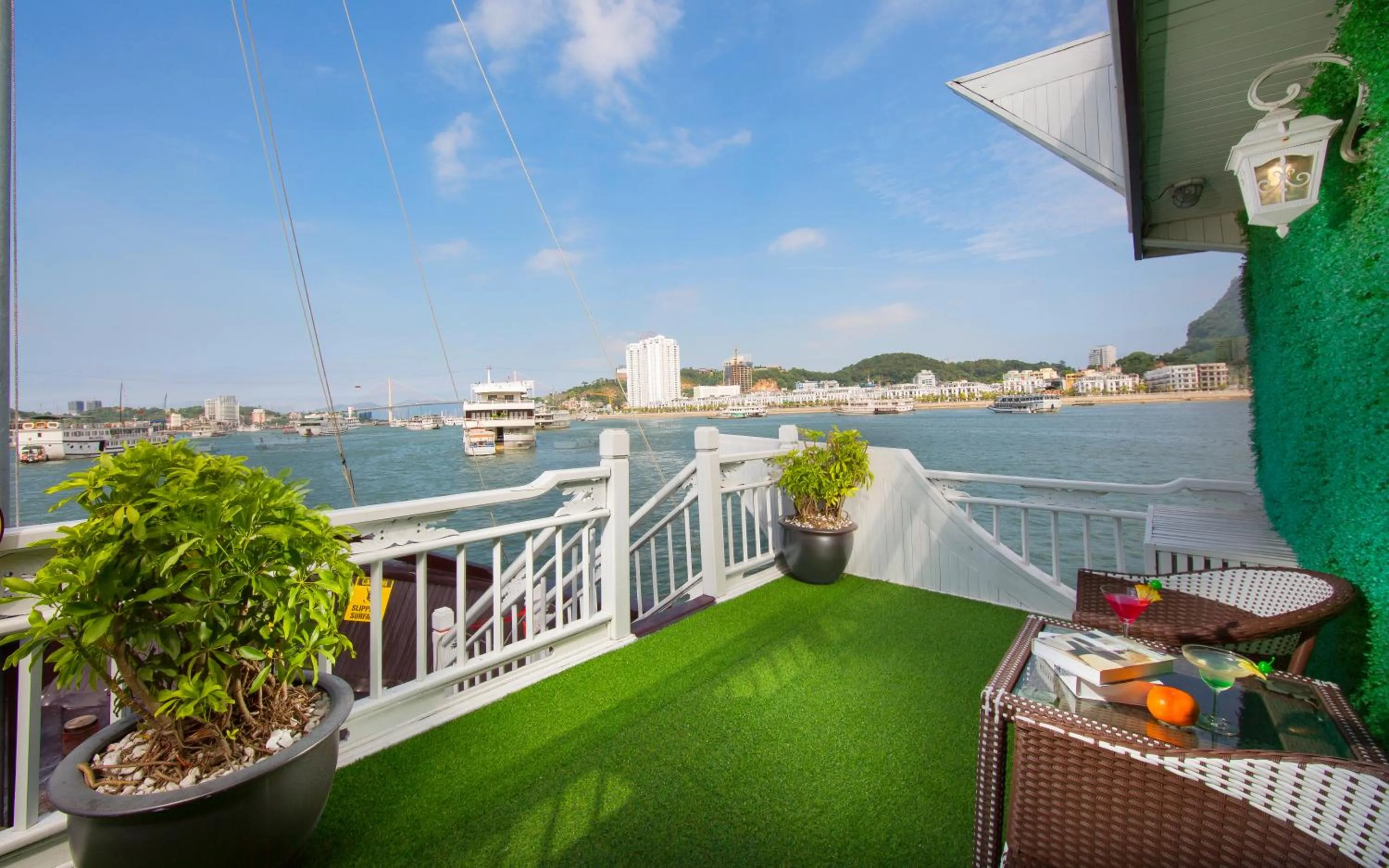 Signature Halong Cruise