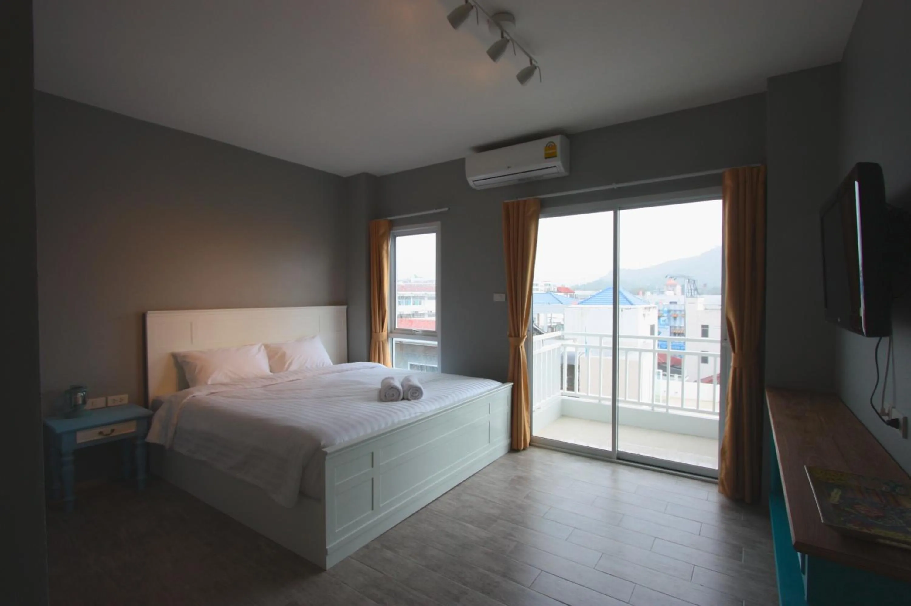 Bed in Hub Hua Hin 57