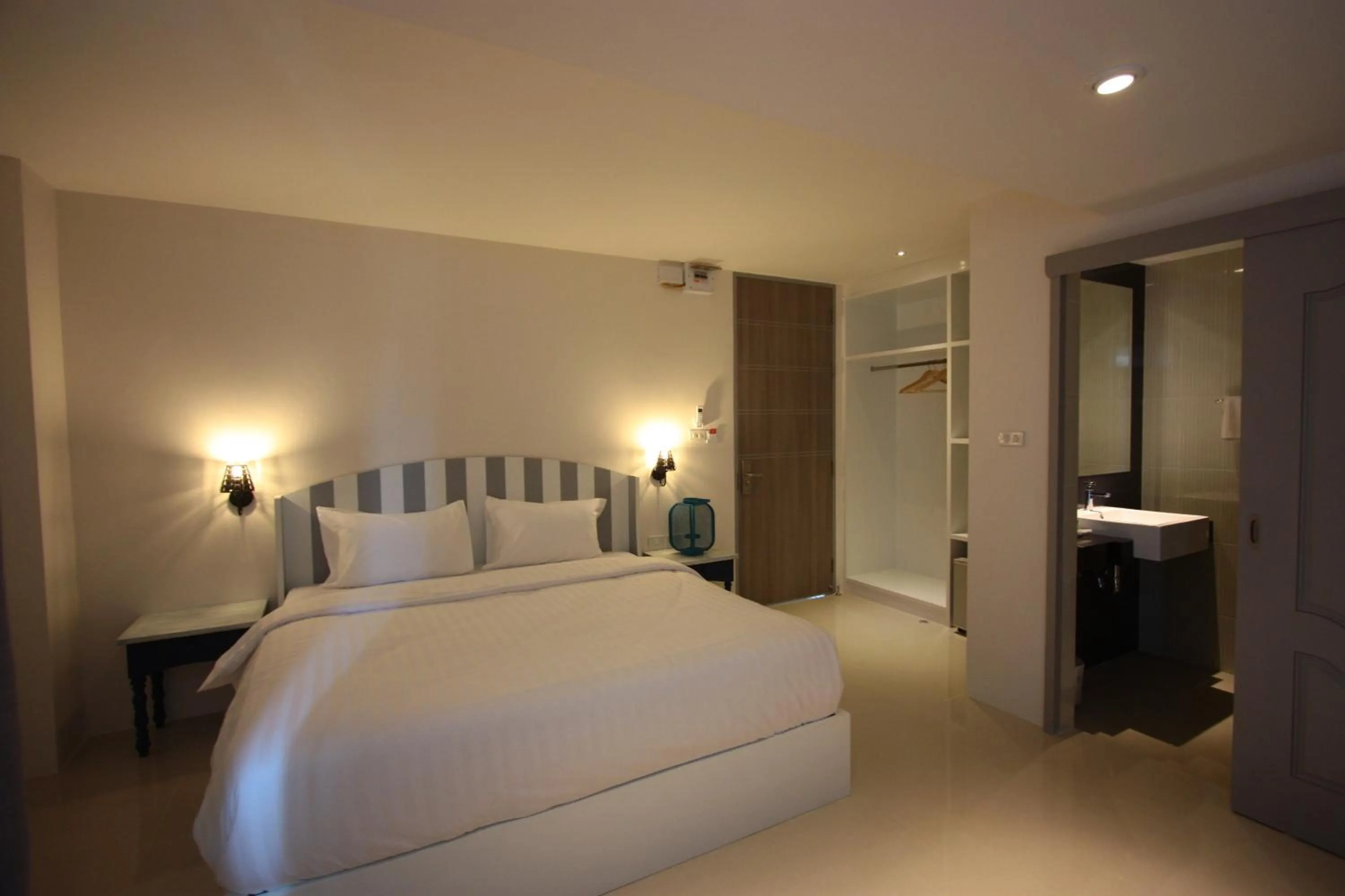 Bed in Hub Hua Hin 57