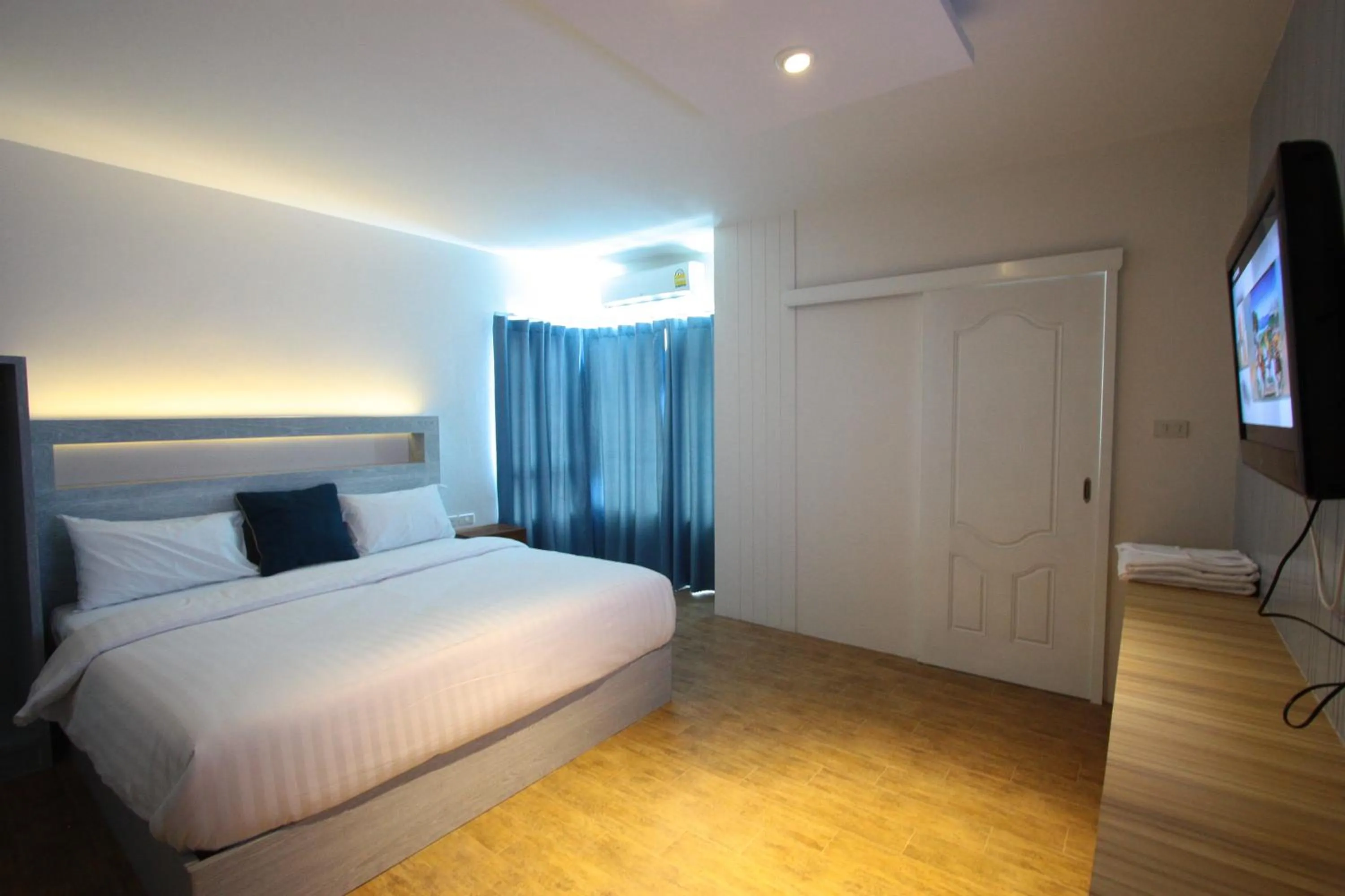 Bed in Hub Hua Hin 57