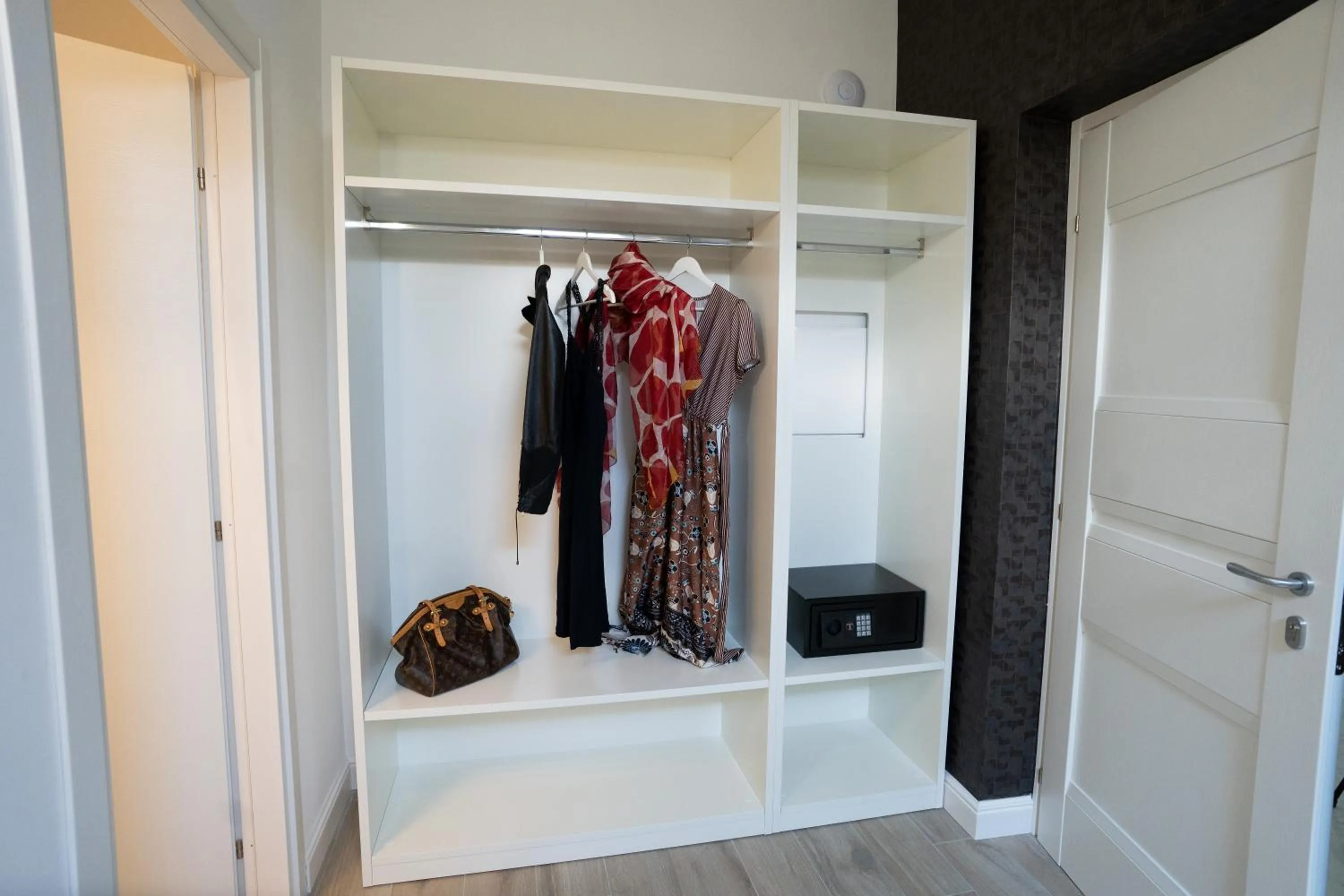 wardrobe in Tenuta Miranda Agriresort