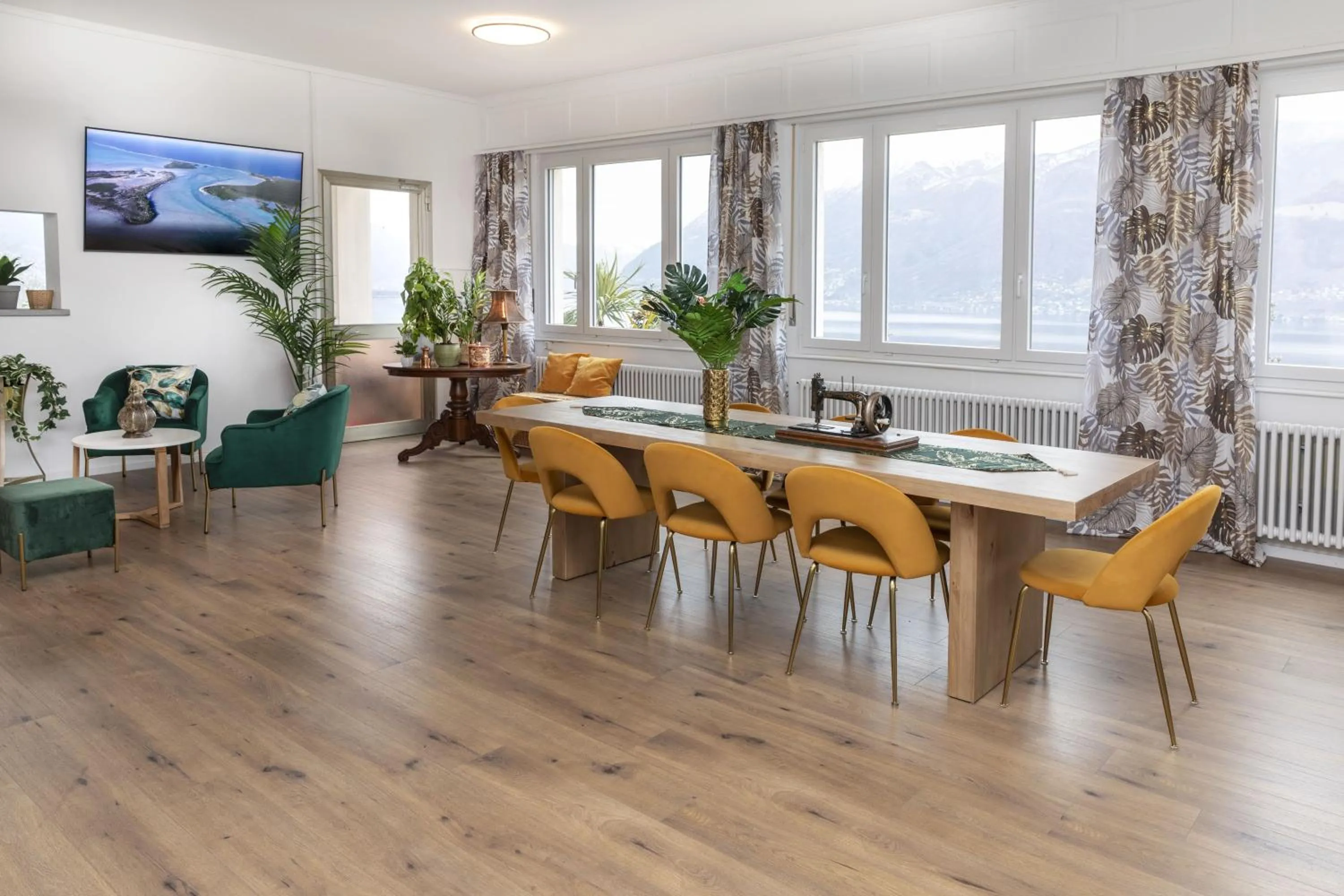 TV and multimedia in Garden Hotel Primavera