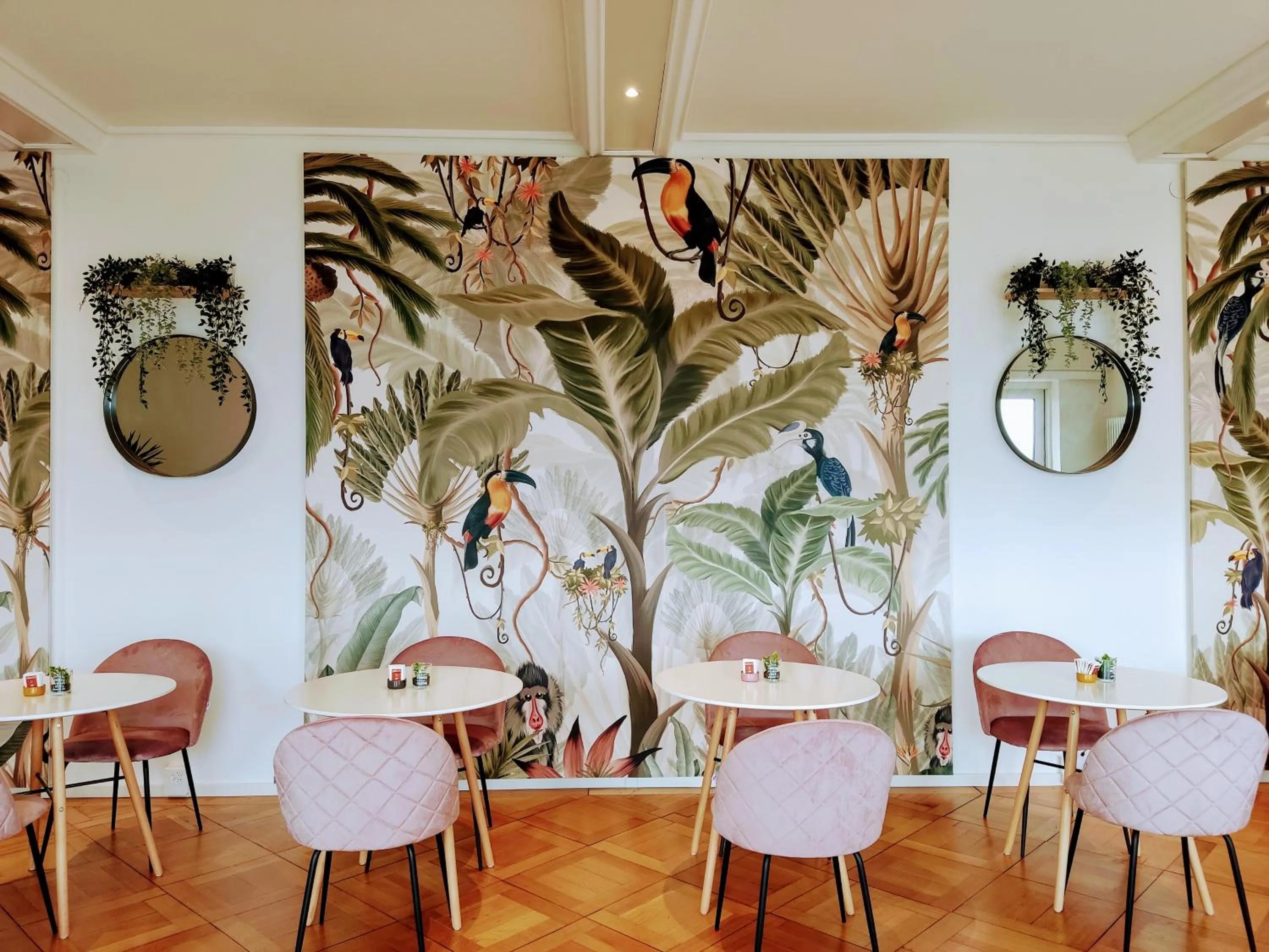 Restaurant/places to eat in Garden Hotel Primavera