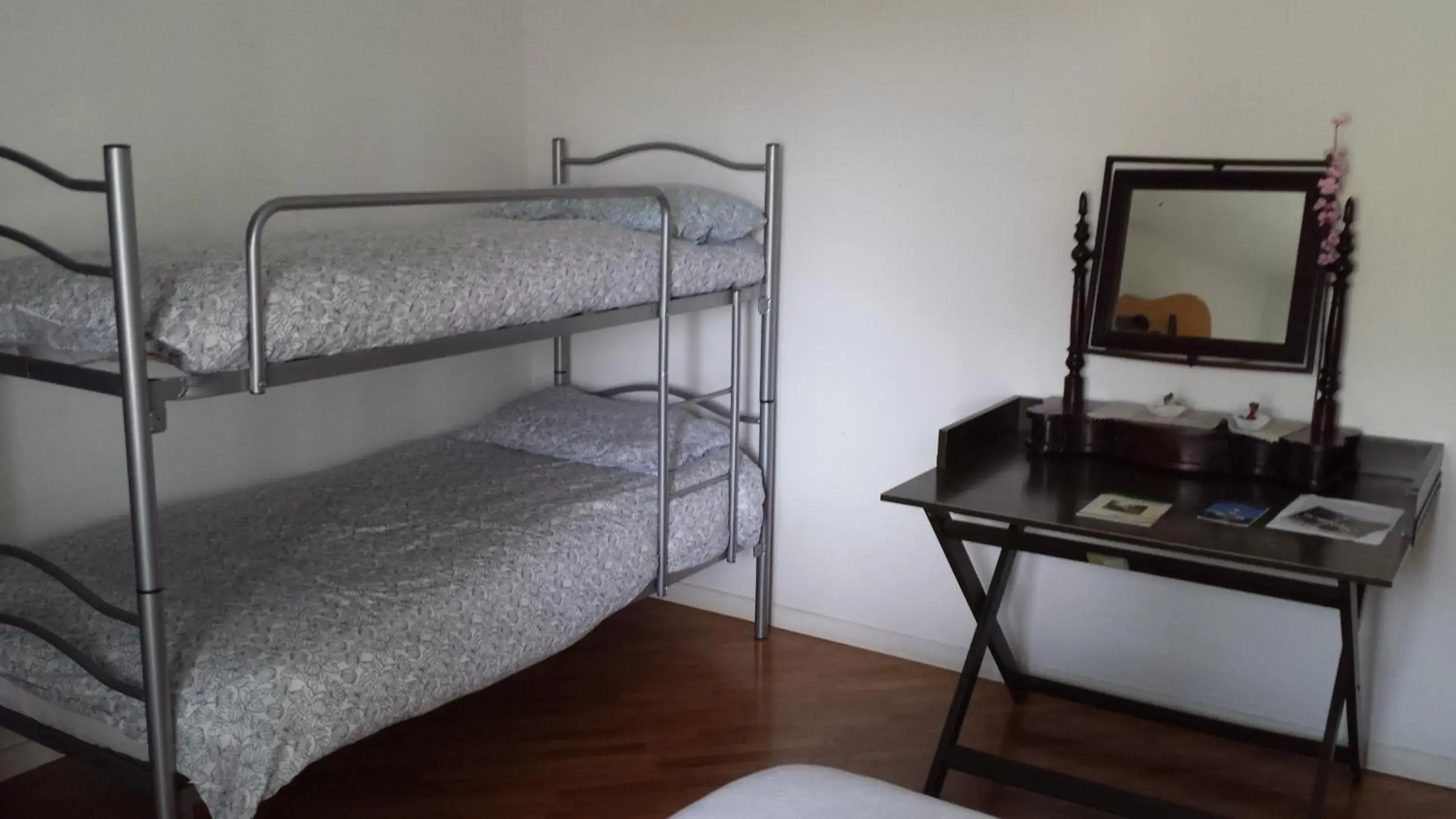 Twin/Double Room with Private External Bathroom - single occupancy in B&B I Fiori Twin/Double Room with Private External Bathroom - single occupancy in B&B I Fiori