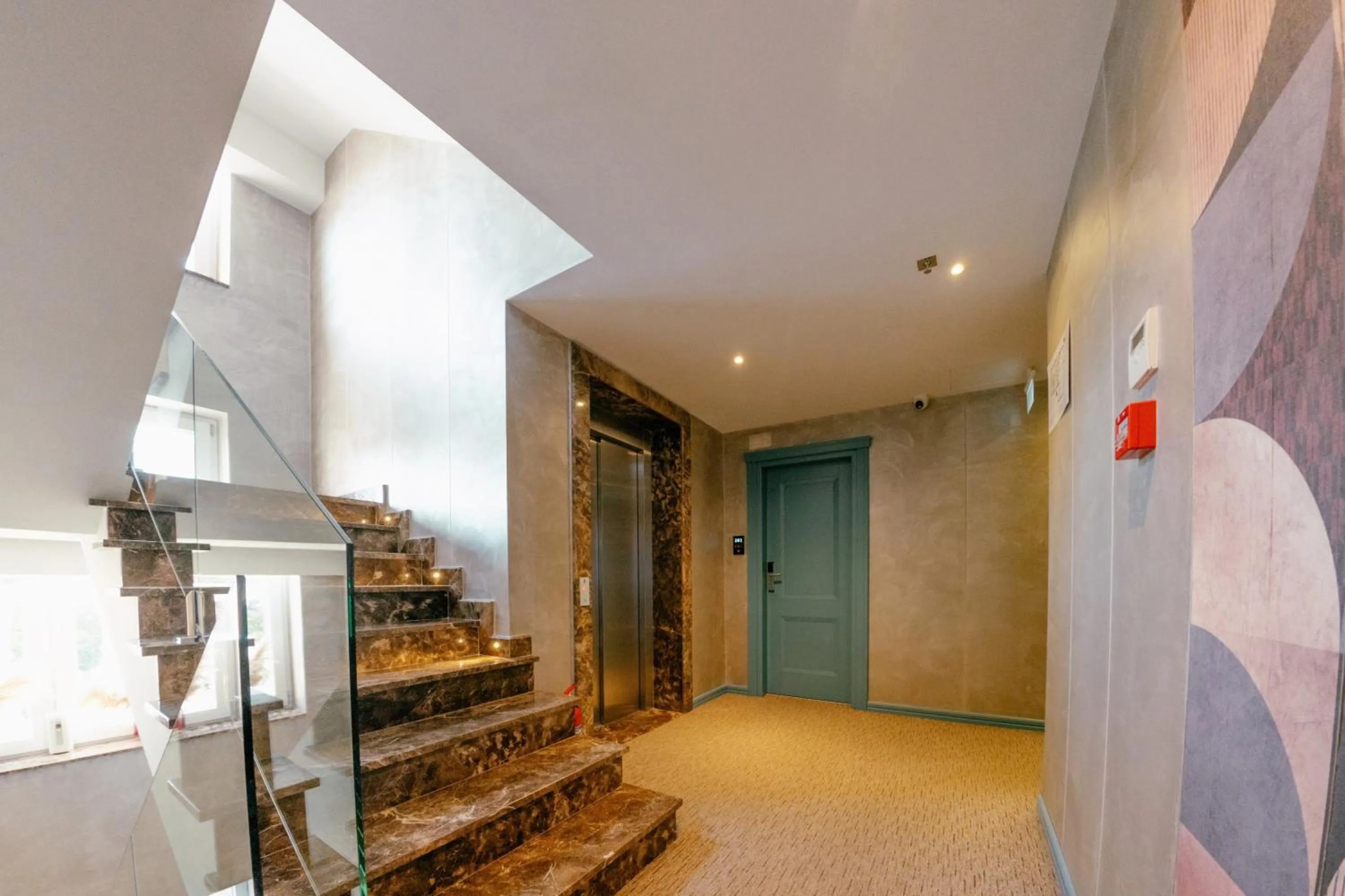 elevator in Moenia Boutique Hotel