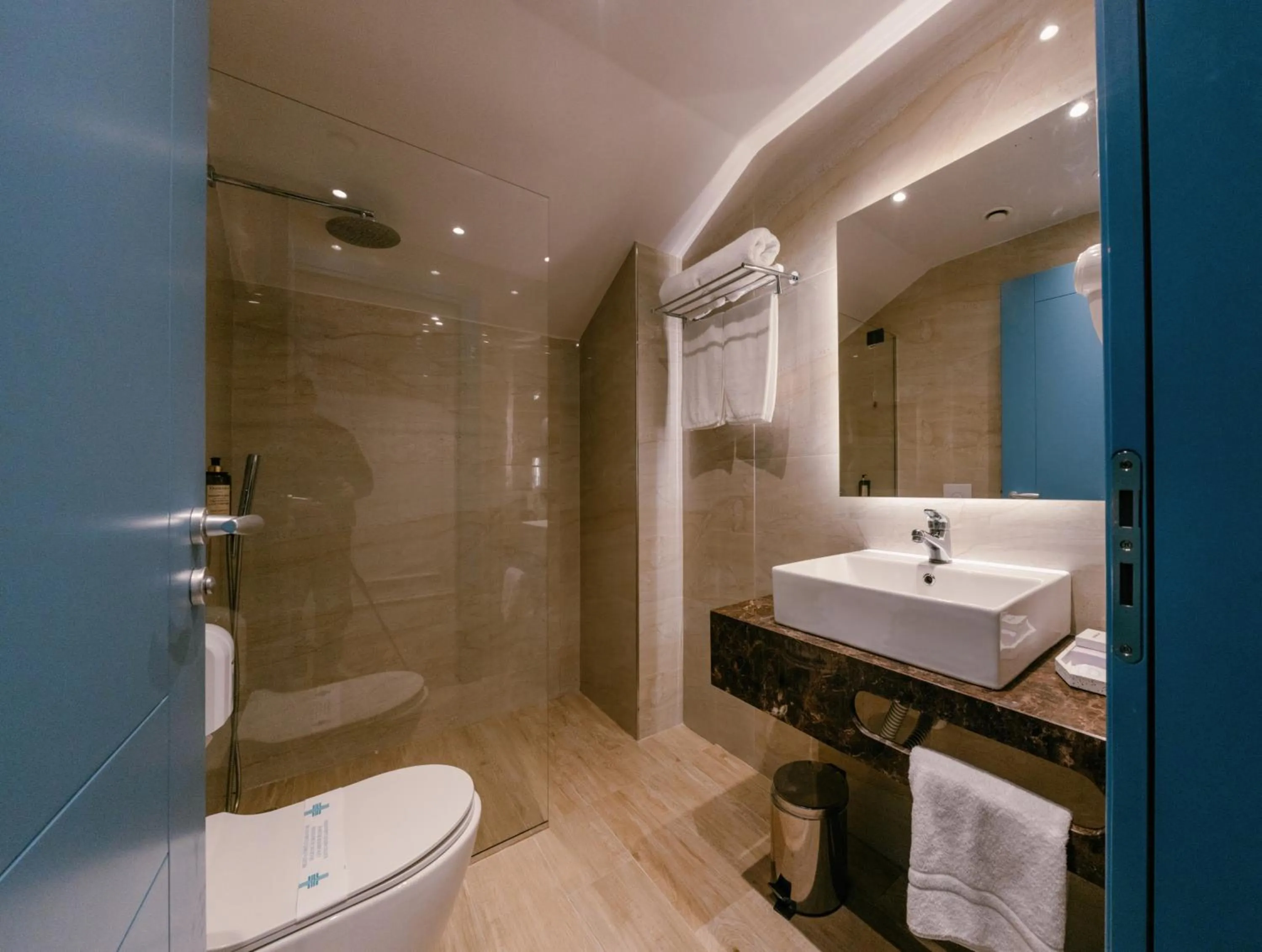 Bathroom in Moenia Boutique Hotel