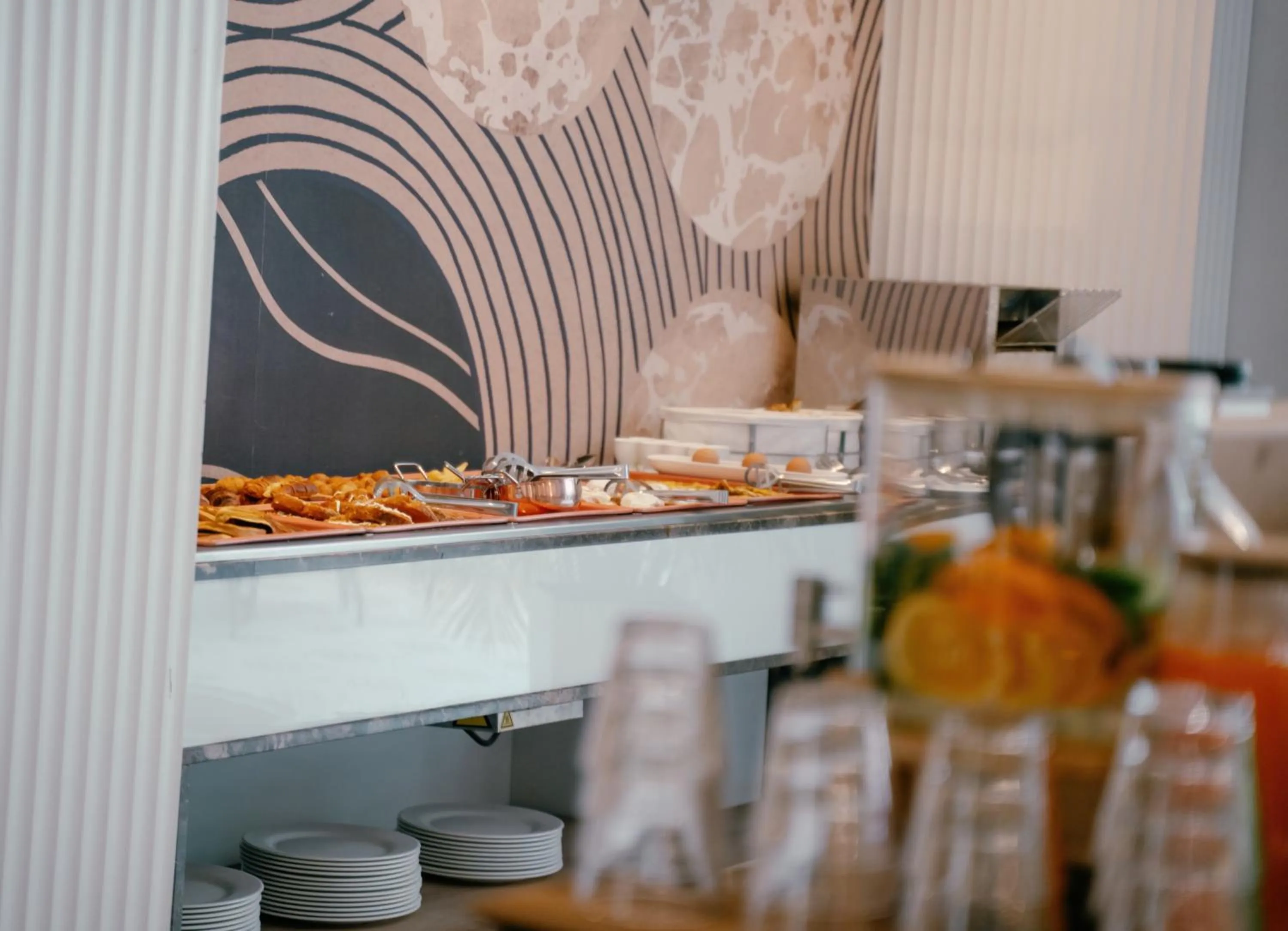 Food and drinks in Moenia Boutique Hotel