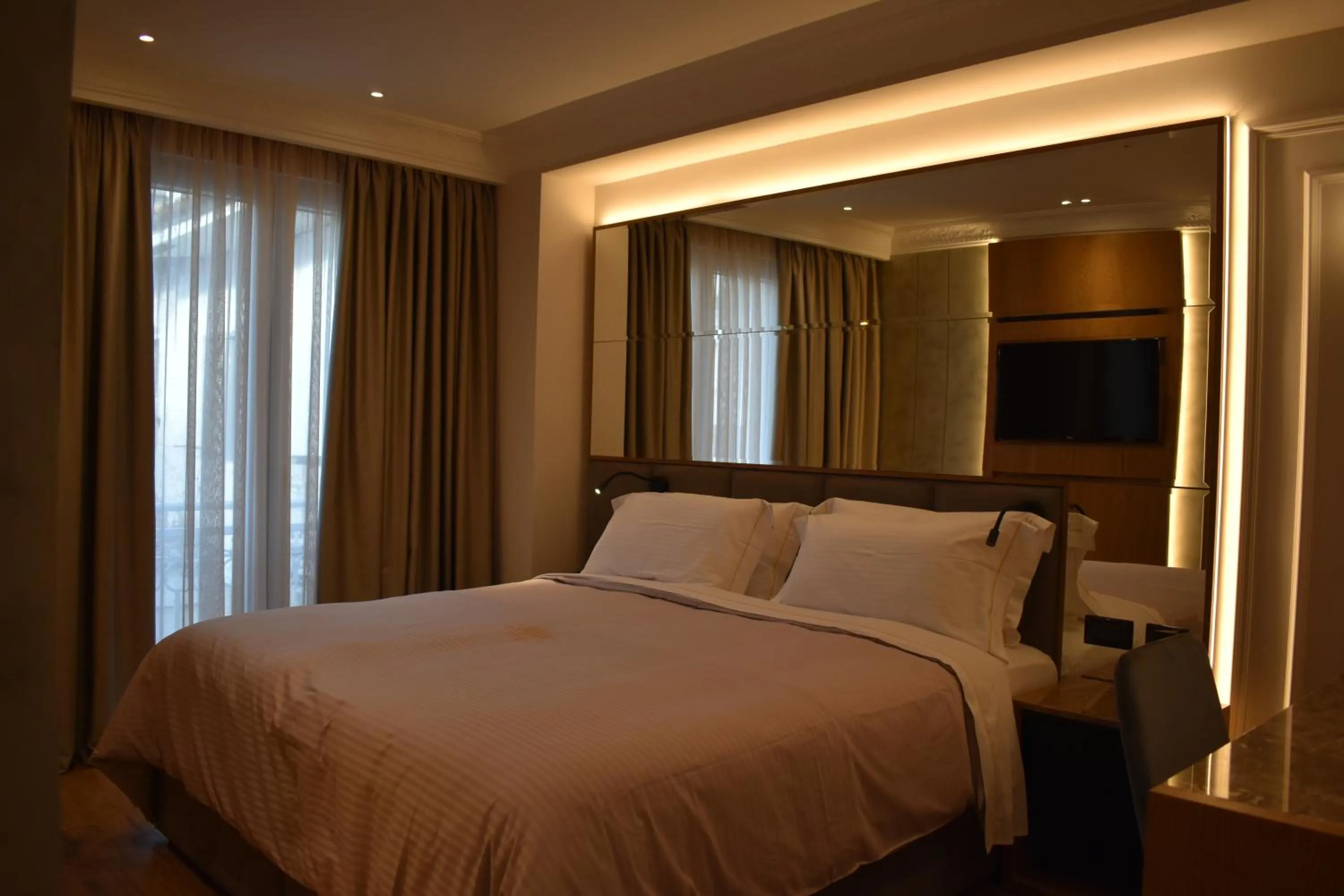 Bed in Giulia Albérgo Hotel