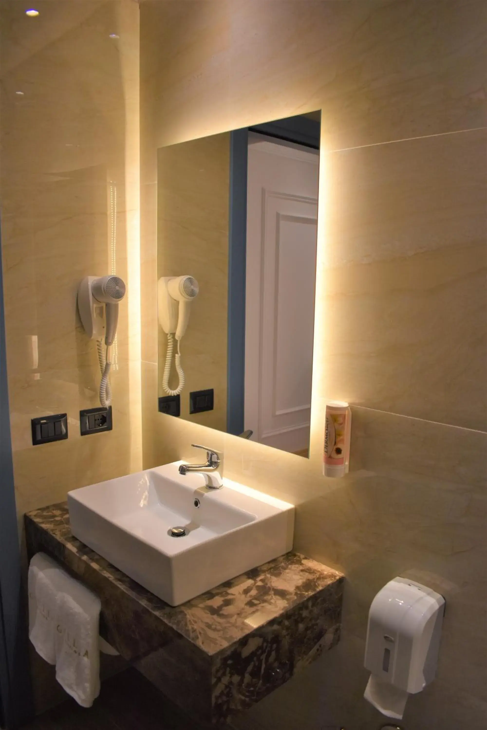 Single Room - single occupancy in Moenia Boutique Hotel Single Room - single occupancy in Moenia Boutique Hotel