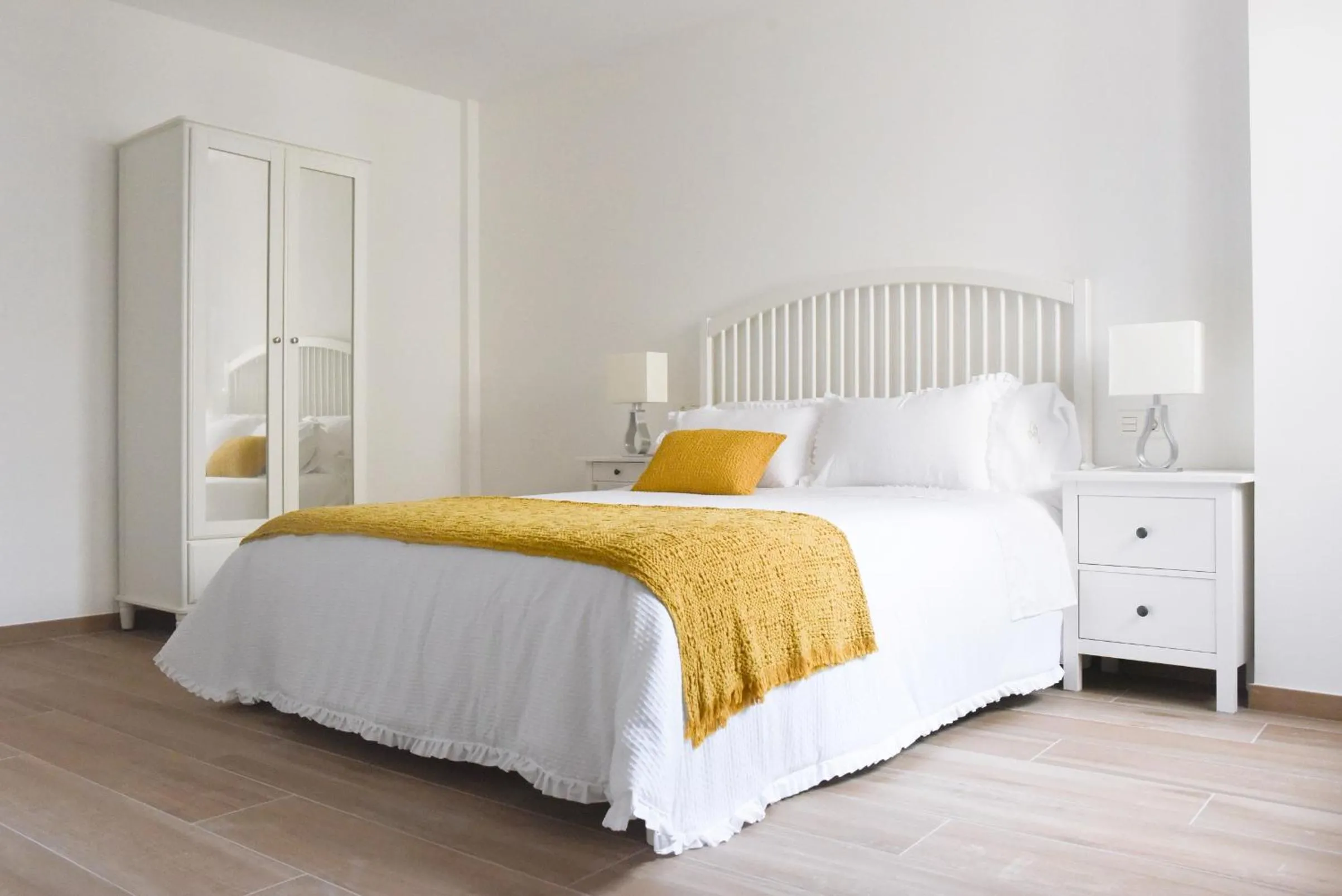 Photo of the whole room, Bed in Villaprado