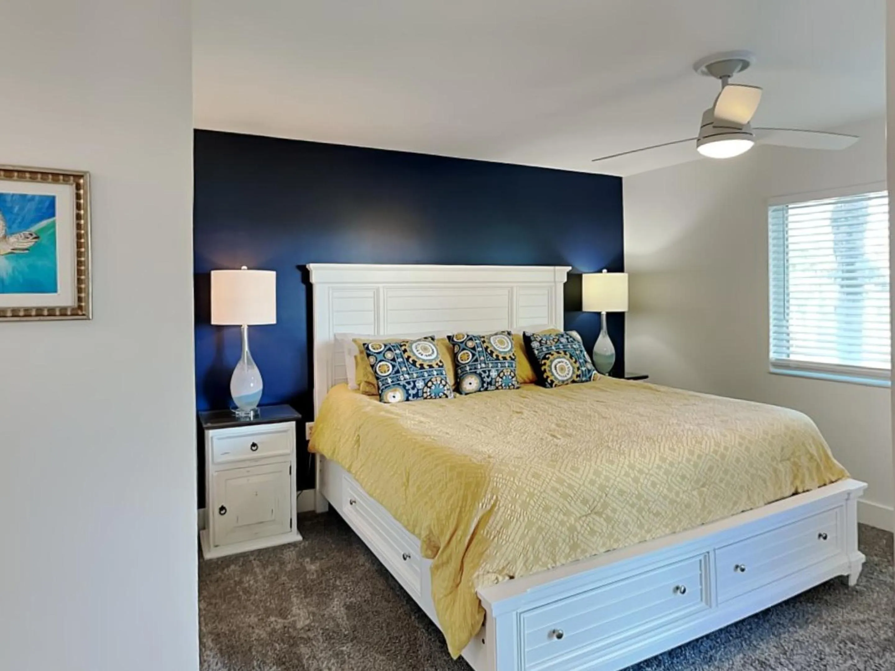 Bed in Ocean Village Club O35