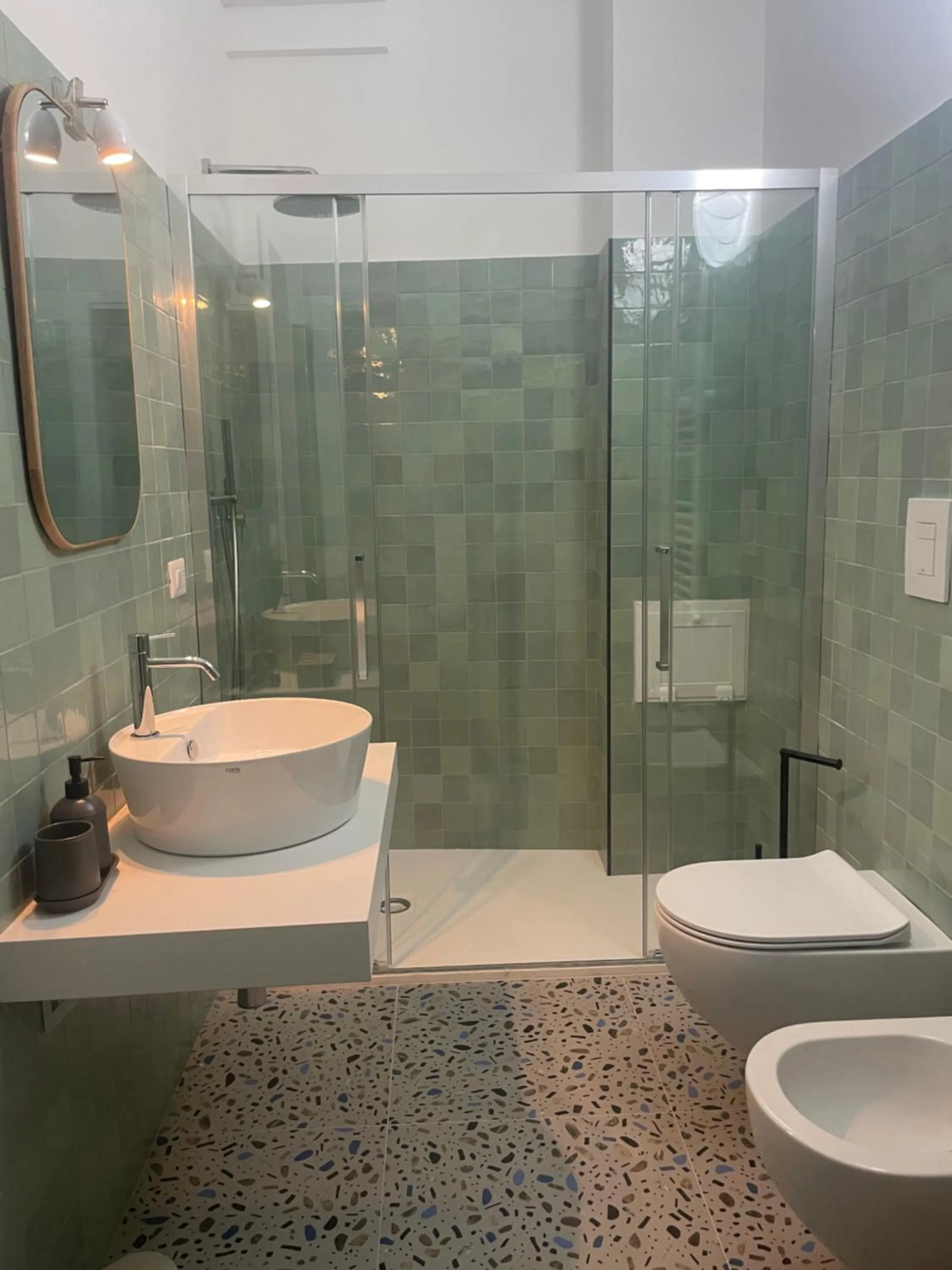 Bathroom in chiesa russa