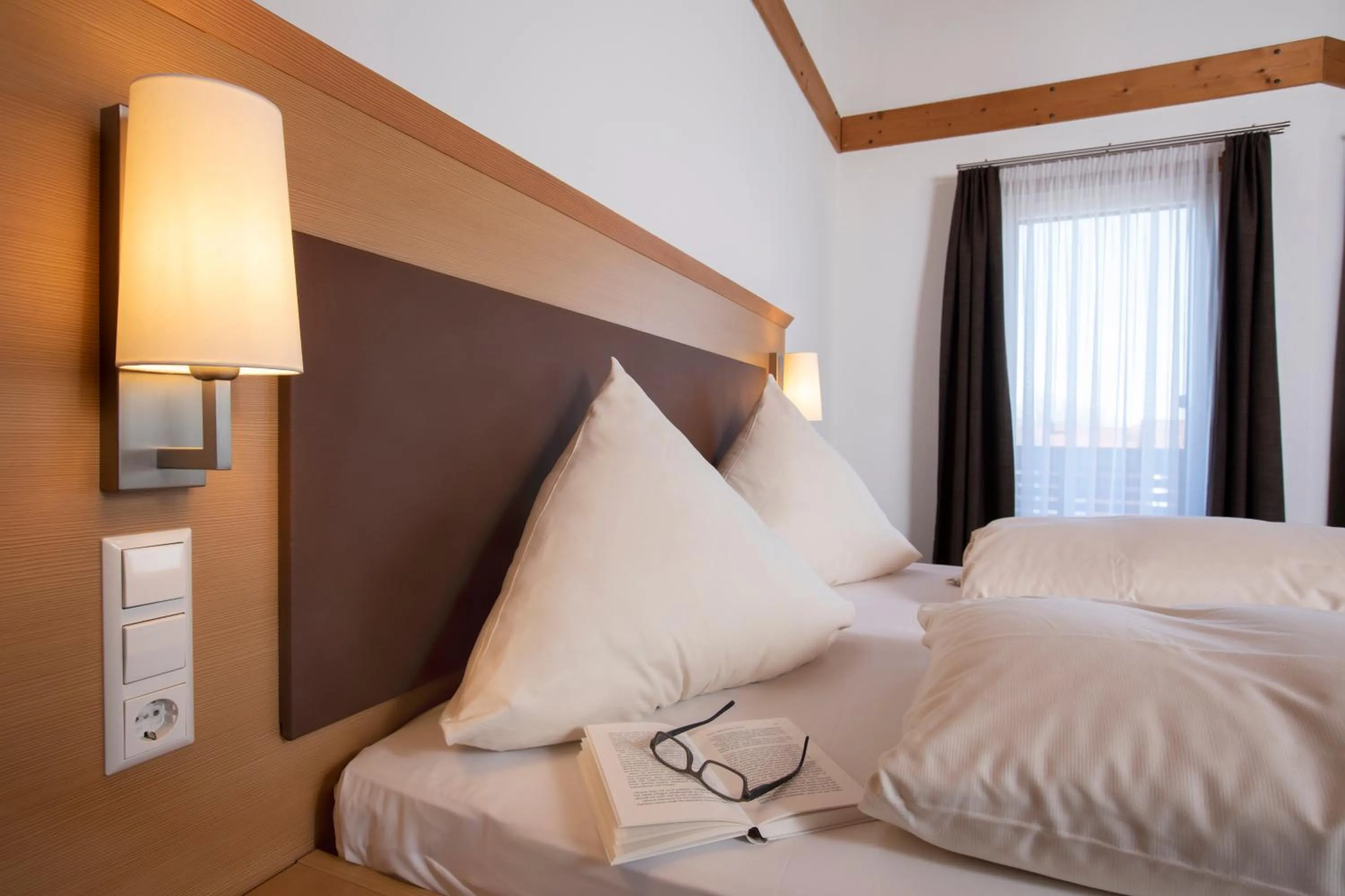 Photo of the whole room, Bed in Landhotel Sonnenhalde