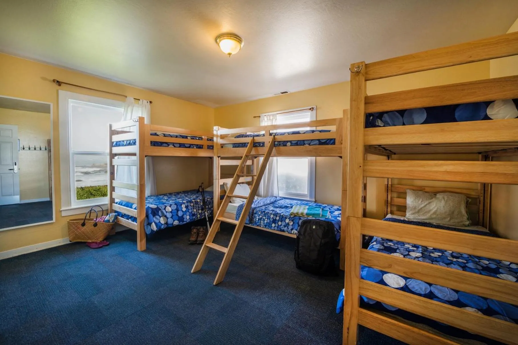 Bedroom, Bed in HI Pigeon Point Lighthouse Hostel
