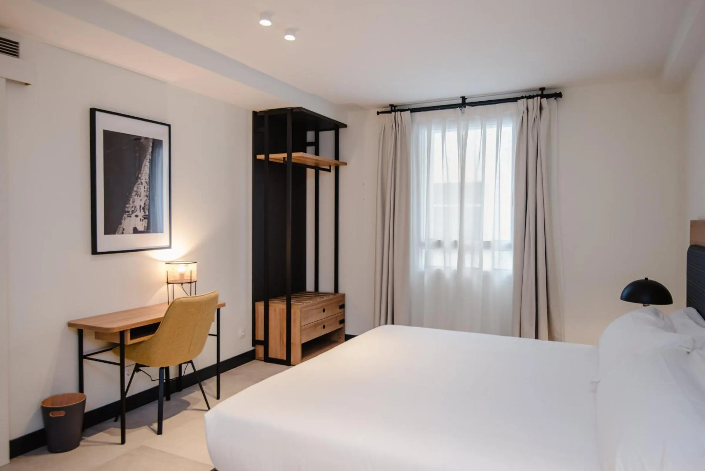 Photo of the whole room, Bed in LATROUPE La Granja