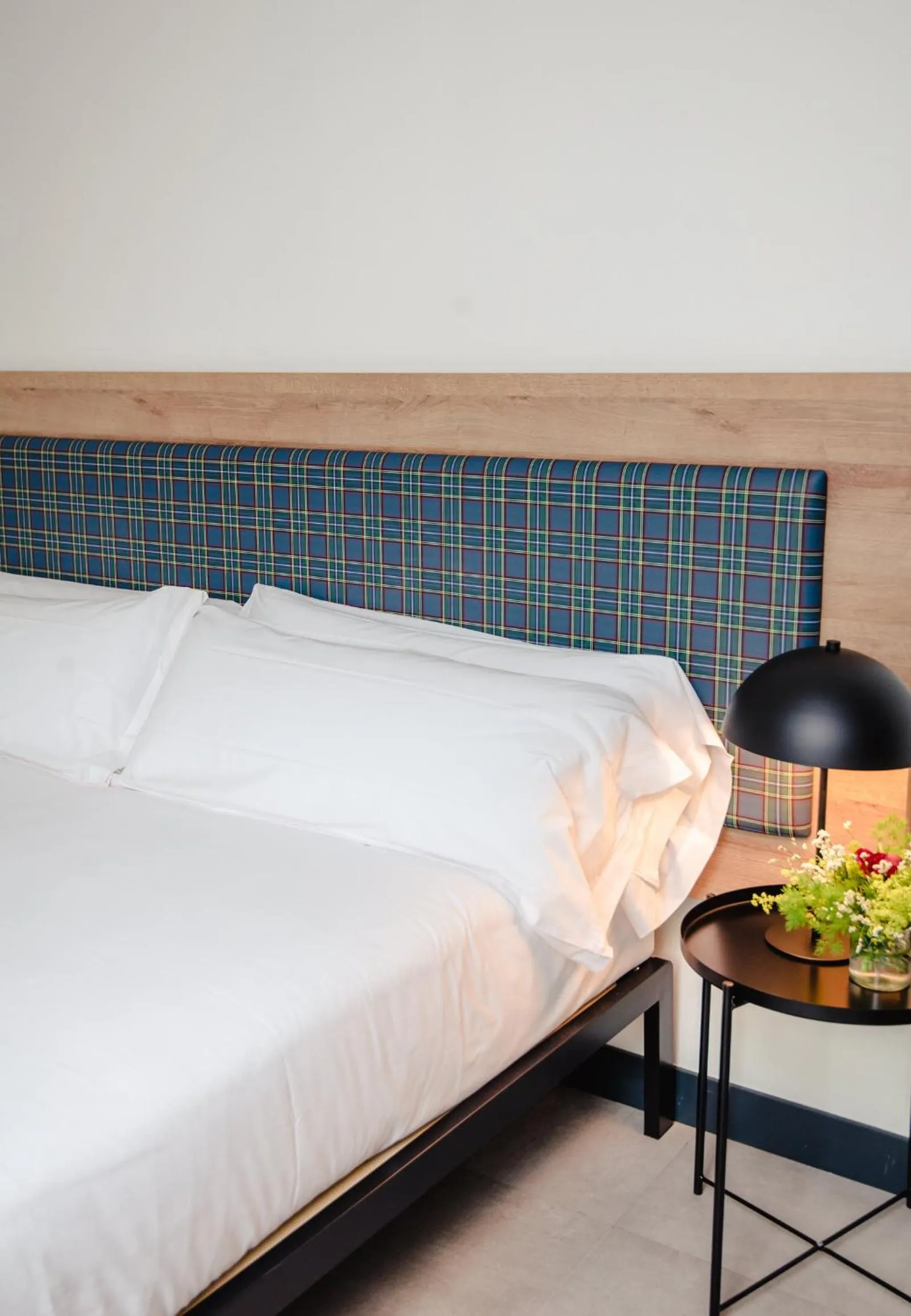 Bed in LATROUPE La Granja