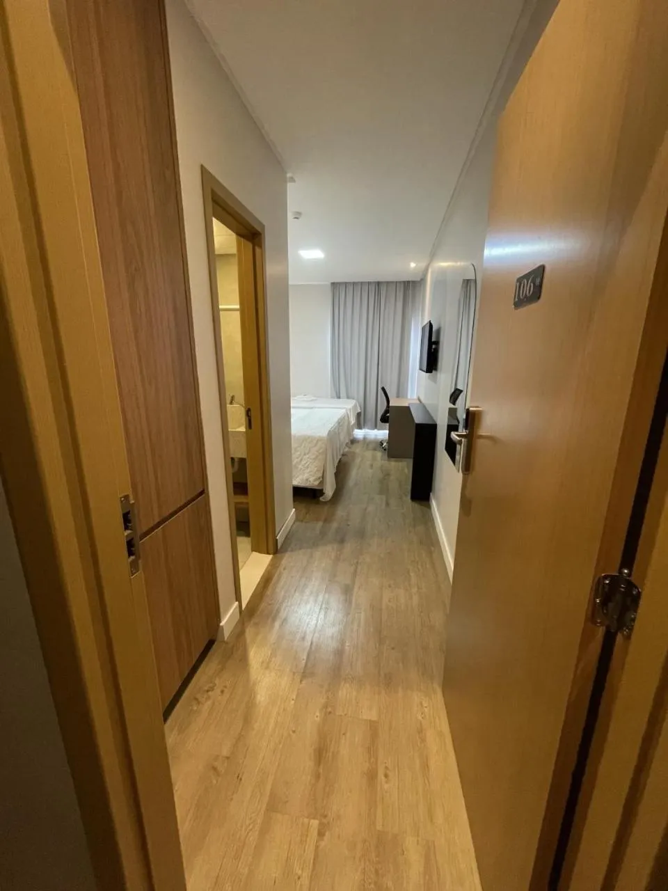 Photo of the whole room, Bed in Hotel do Lago