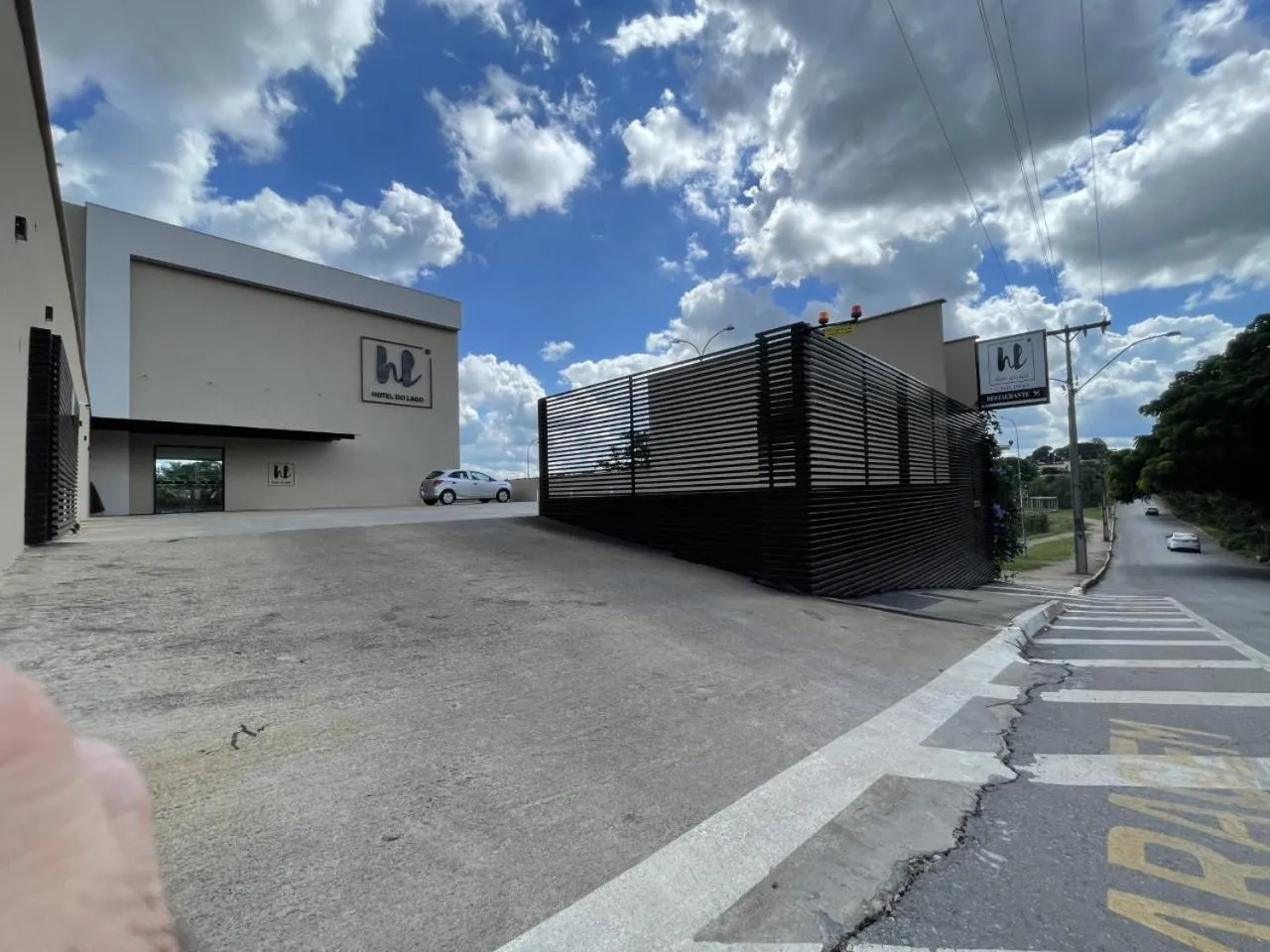 Property building in Hotel do Lago