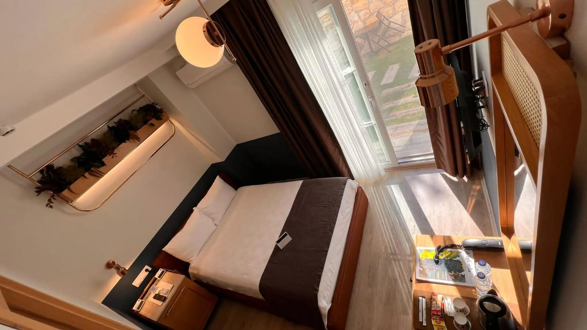 Photo of the whole room, Bed in Urla 1867 Hotel