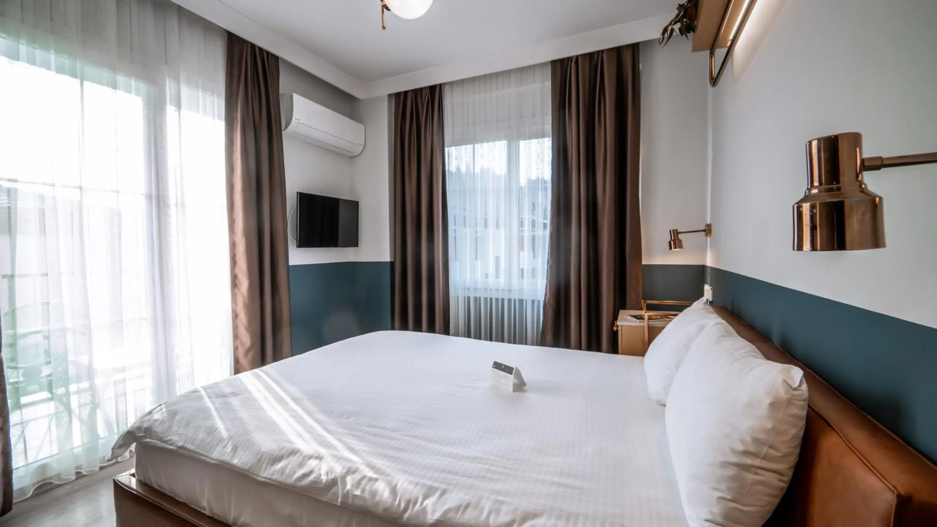 Bed in Urla 1867 Hotel Bed in Urla 1867 Hotel