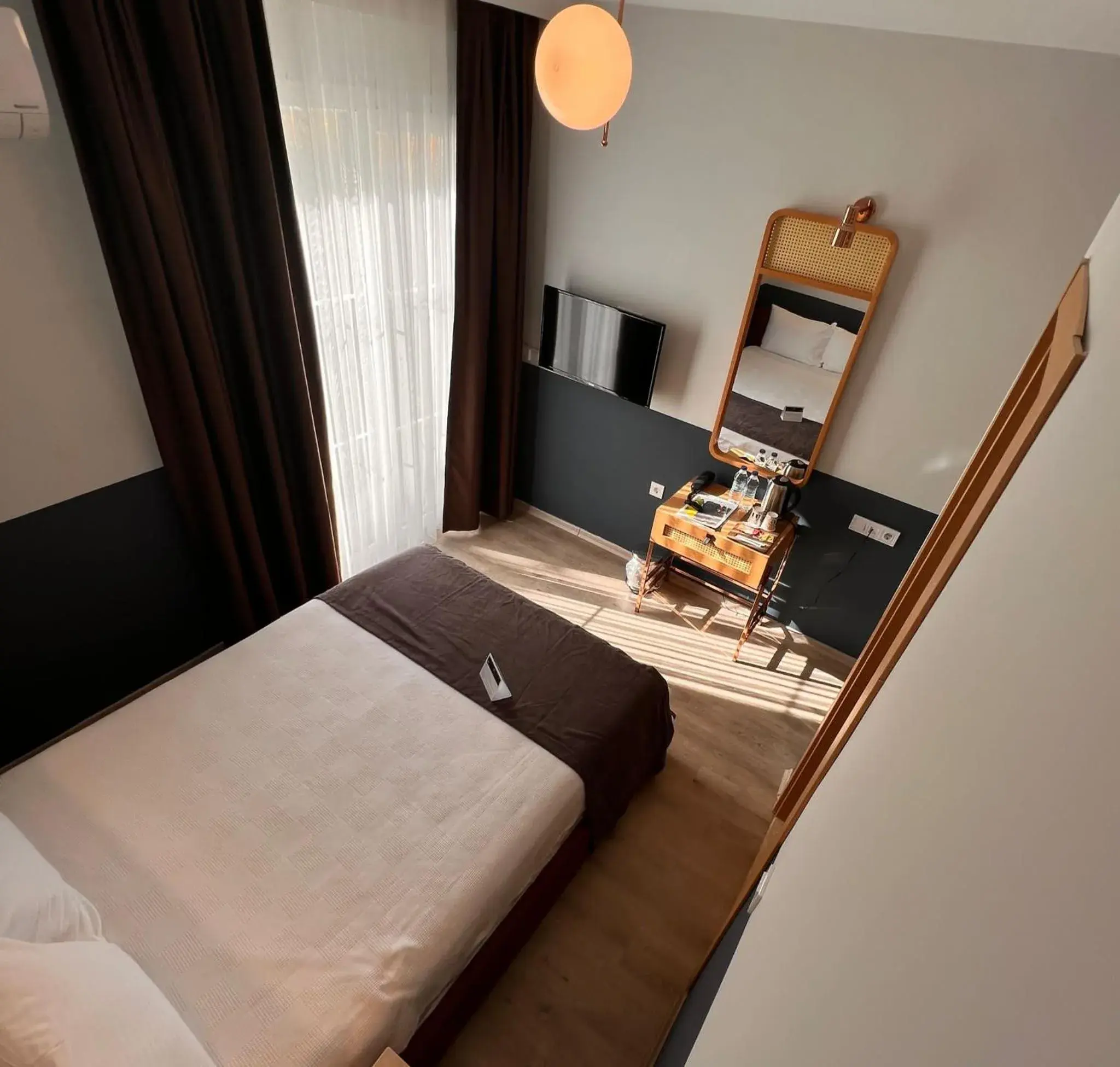 Photo of the whole room, Bed in Urla 1867 Hotel Photo of the whole room, Bed in Urla 1867 Hotel