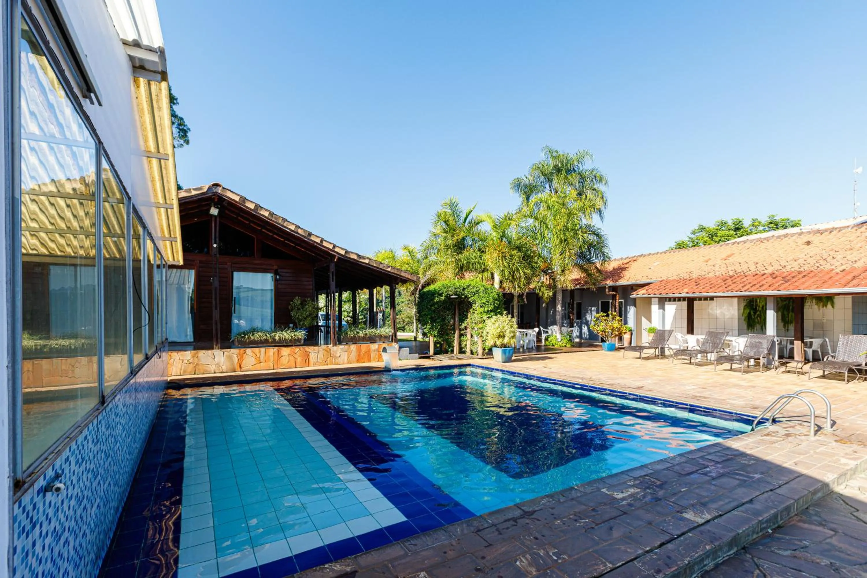 Property building in Hotel Morro De Santo Agostinho