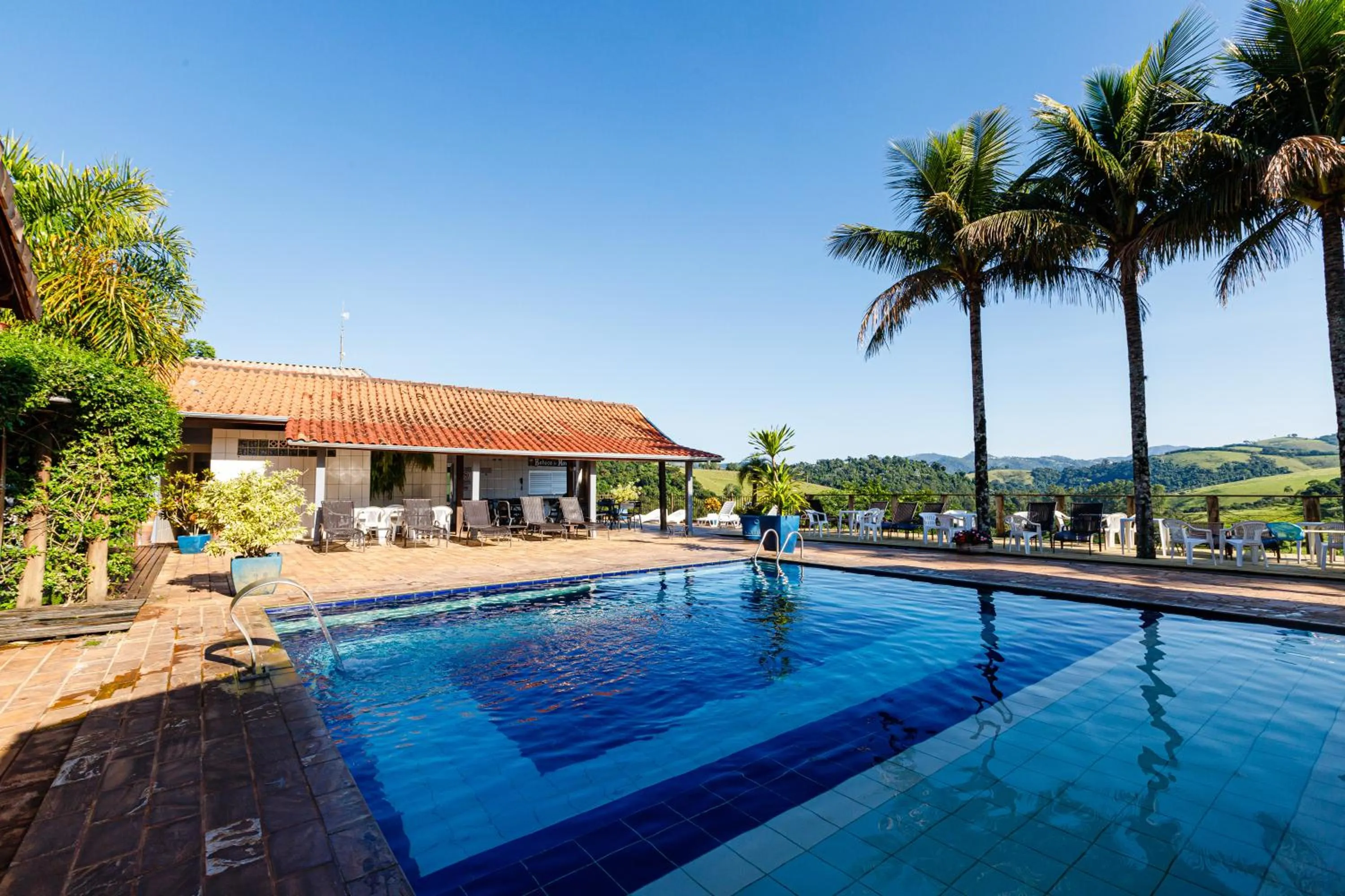 Property building in Hotel Morro De Santo Agostinho