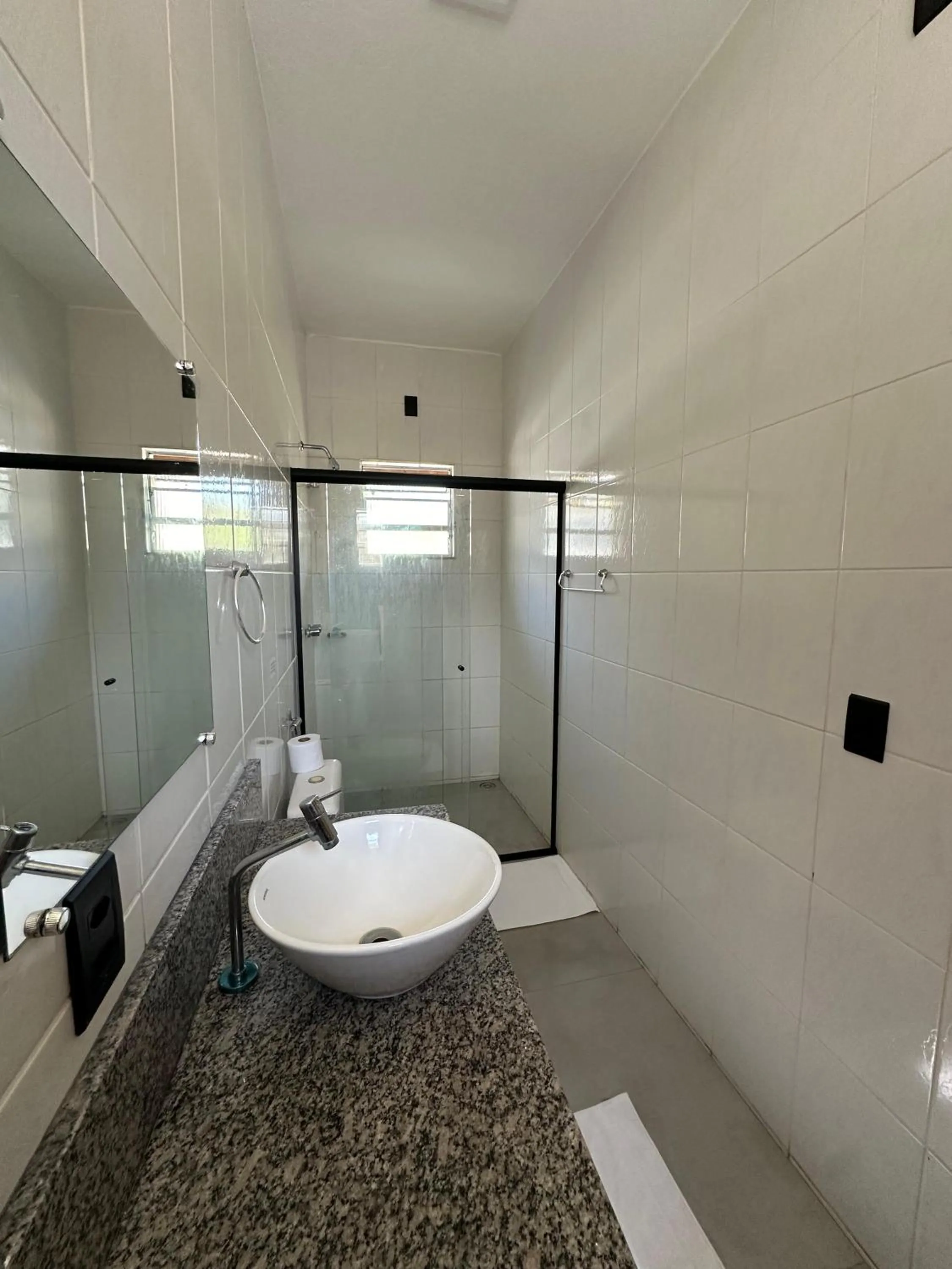 Shower in Hotel Morro De Santo Agostinho