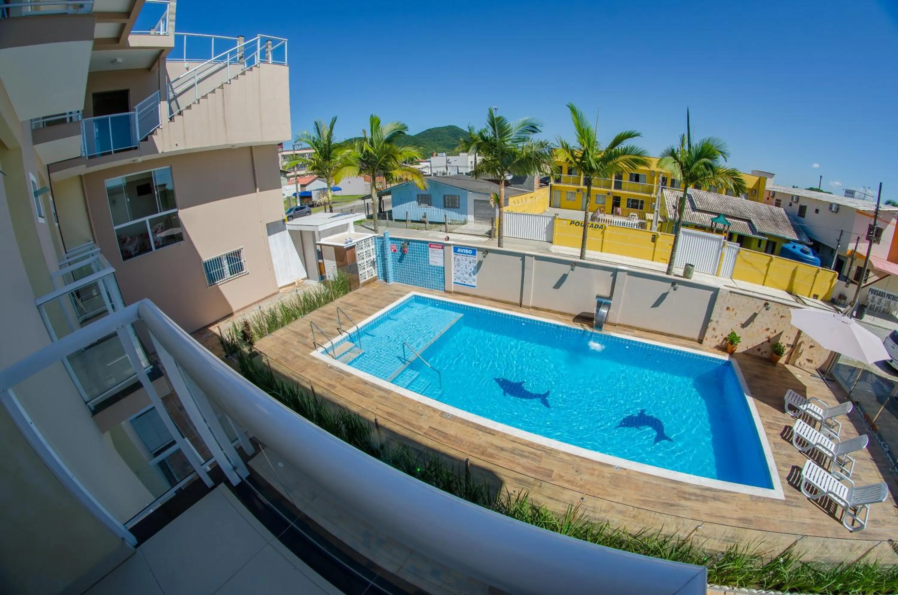Swimming pool in Villarejo Parque Hotel
