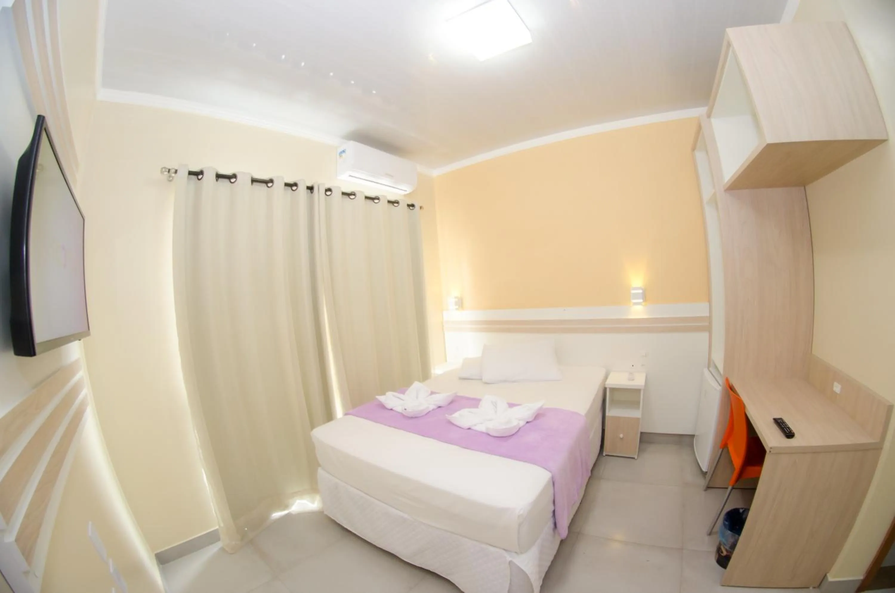 Bed in Villarejo Parque Hotel