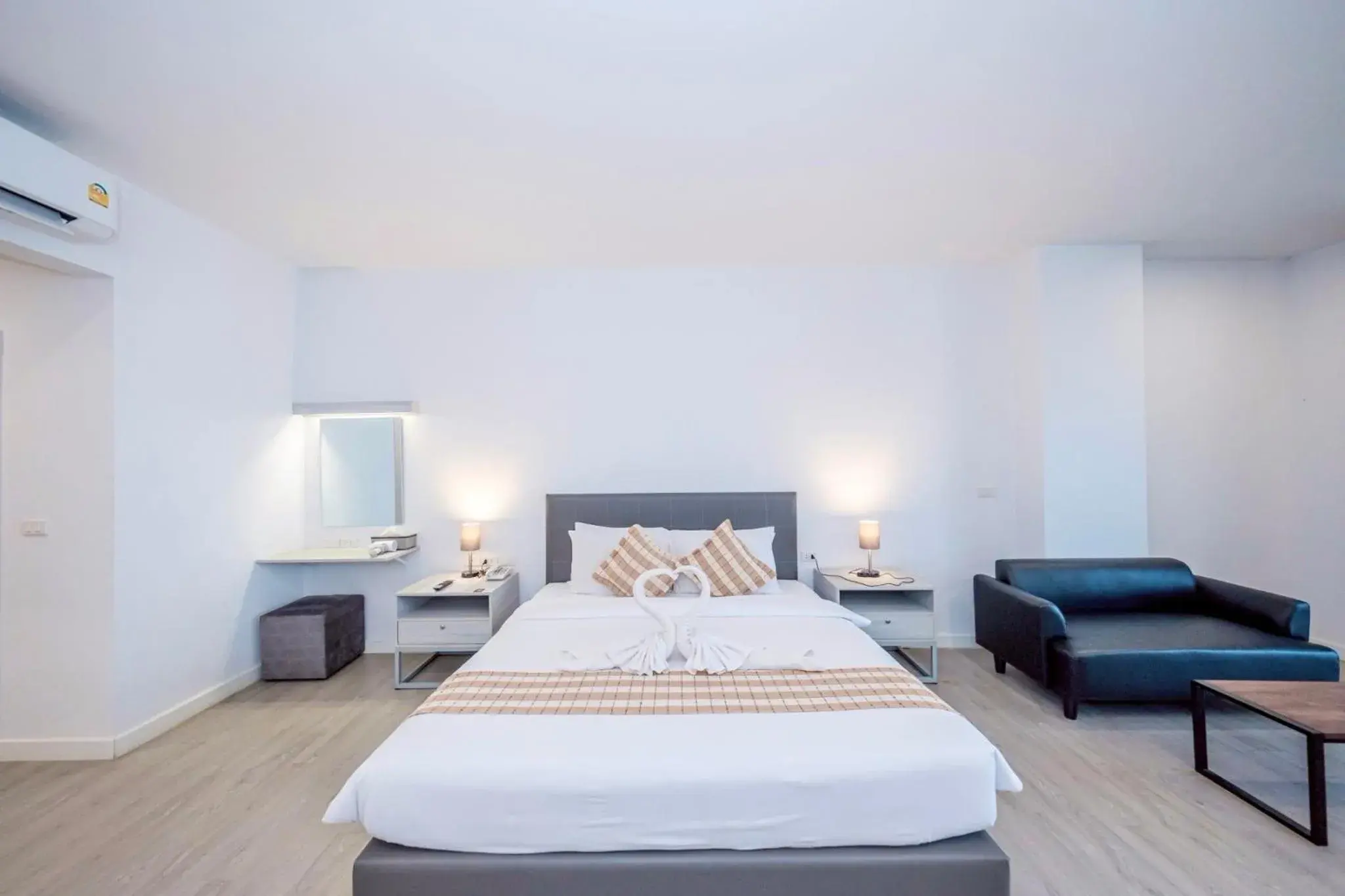 King Room with Balcony in GRAND PA Hotel&Resort Lamphun Chiang Mai King Room with Balcony in GRAND PA Hotel&Resort Lamphun Chiang Mai