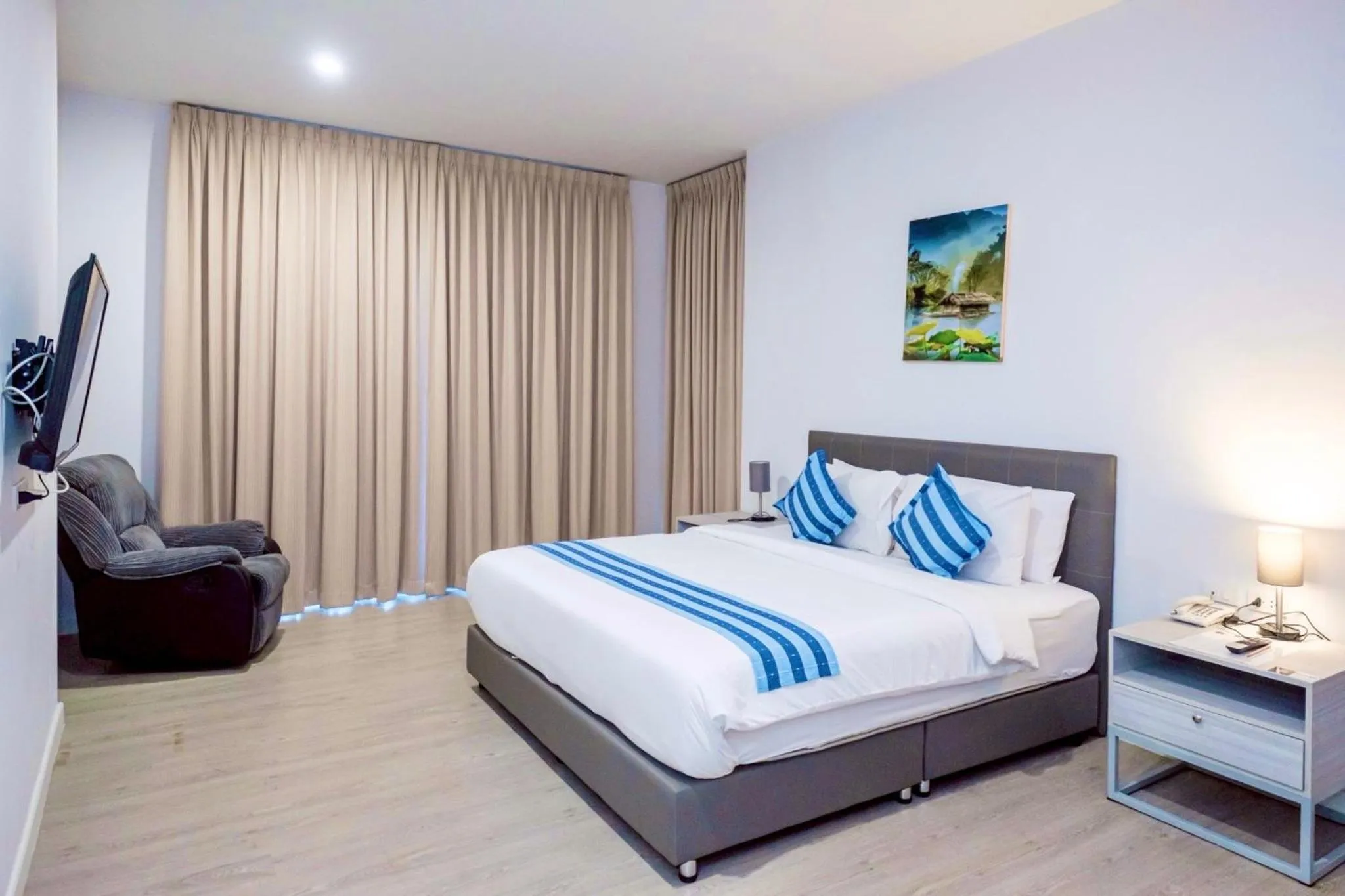 Bed in GRAND PA Hotel&Resort Lamphun Chiang Mai