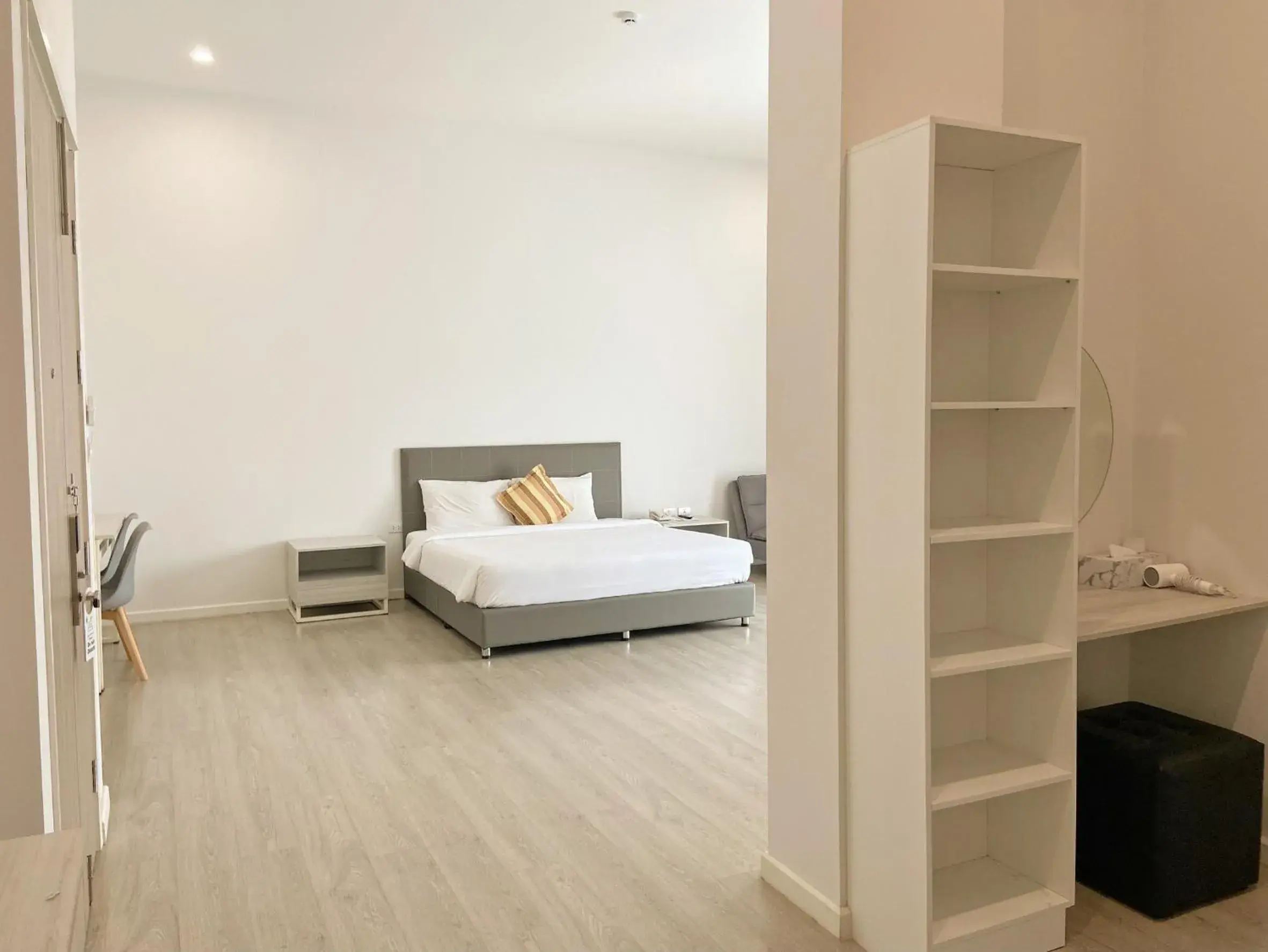 King Suite with Balcony in GRAND PA Hotel&Resort Lamphun Chiang Mai King Suite with Balcony in GRAND PA Hotel&Resort Lamphun Chiang Mai