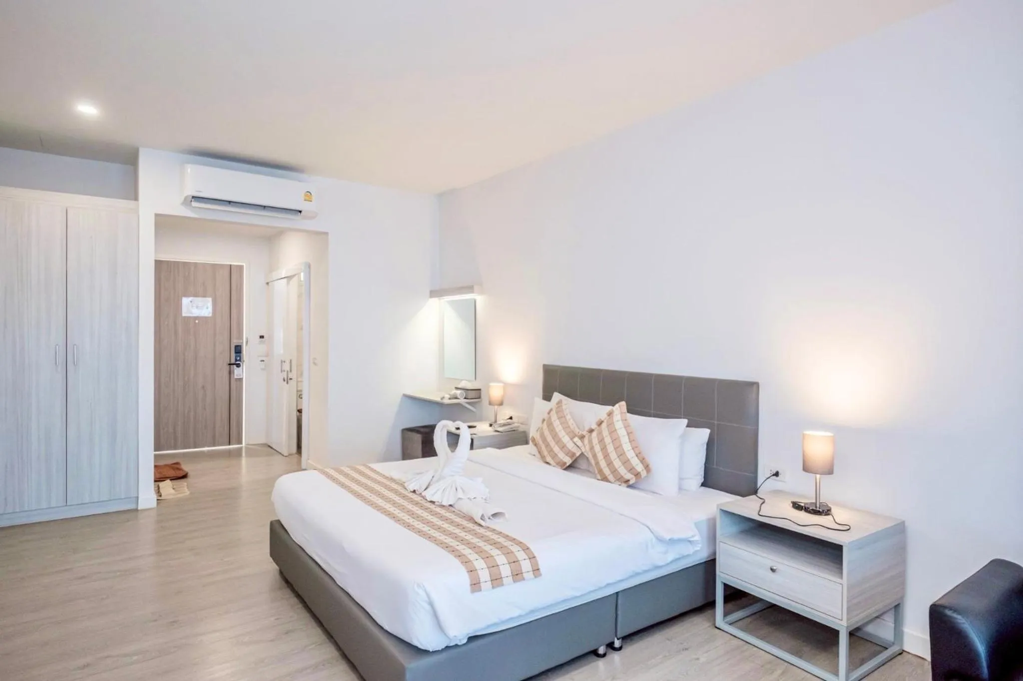 Bed in GRAND PA Hotel&Resort Lamphun Chiang Mai