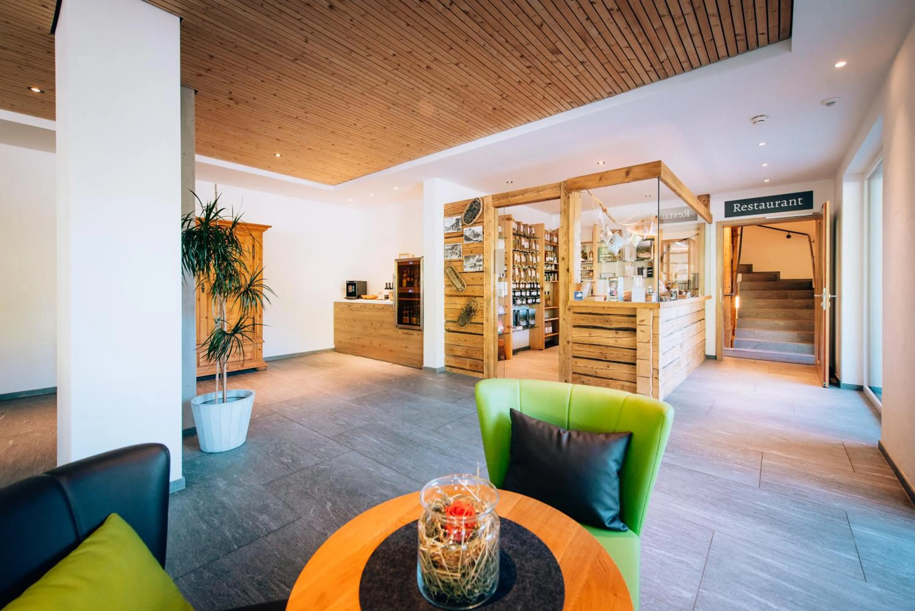 Lobby or reception in Alpengasthof Hörnlepass