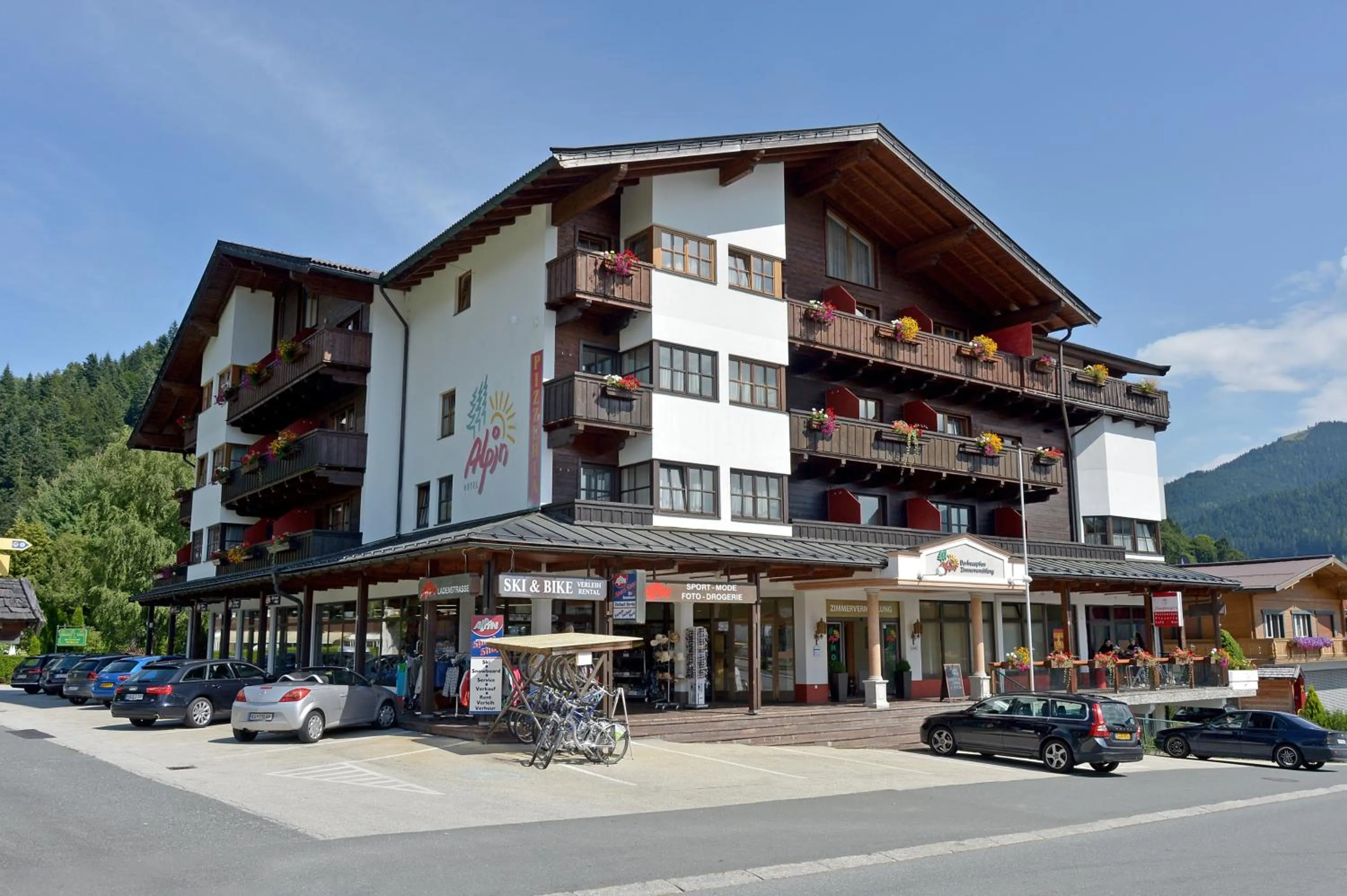 Property building in Das Alpin - Hotel Garni Guesthouse