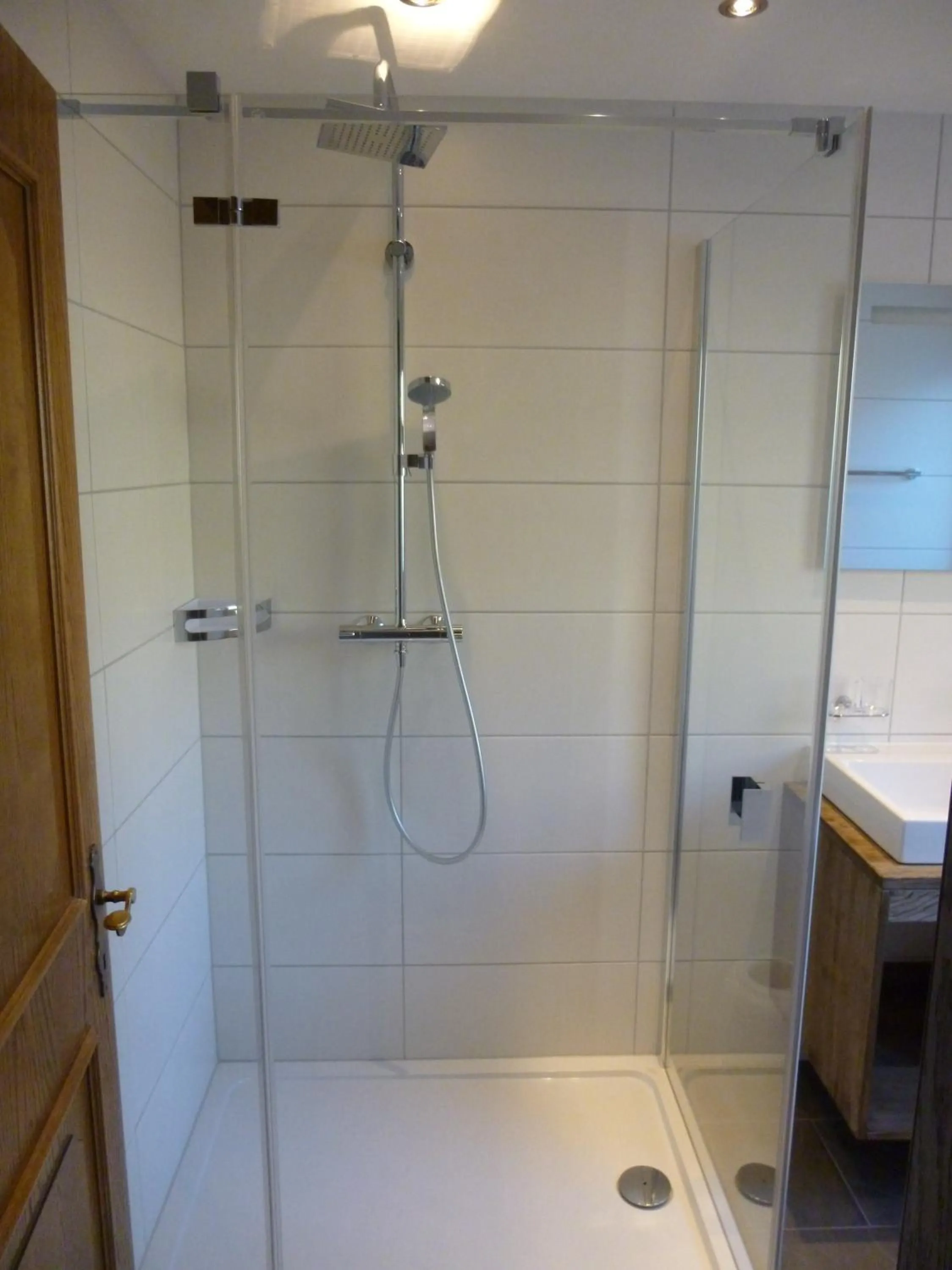 Two-Bedroom Apartment with Terrace in Apart Pedrolini