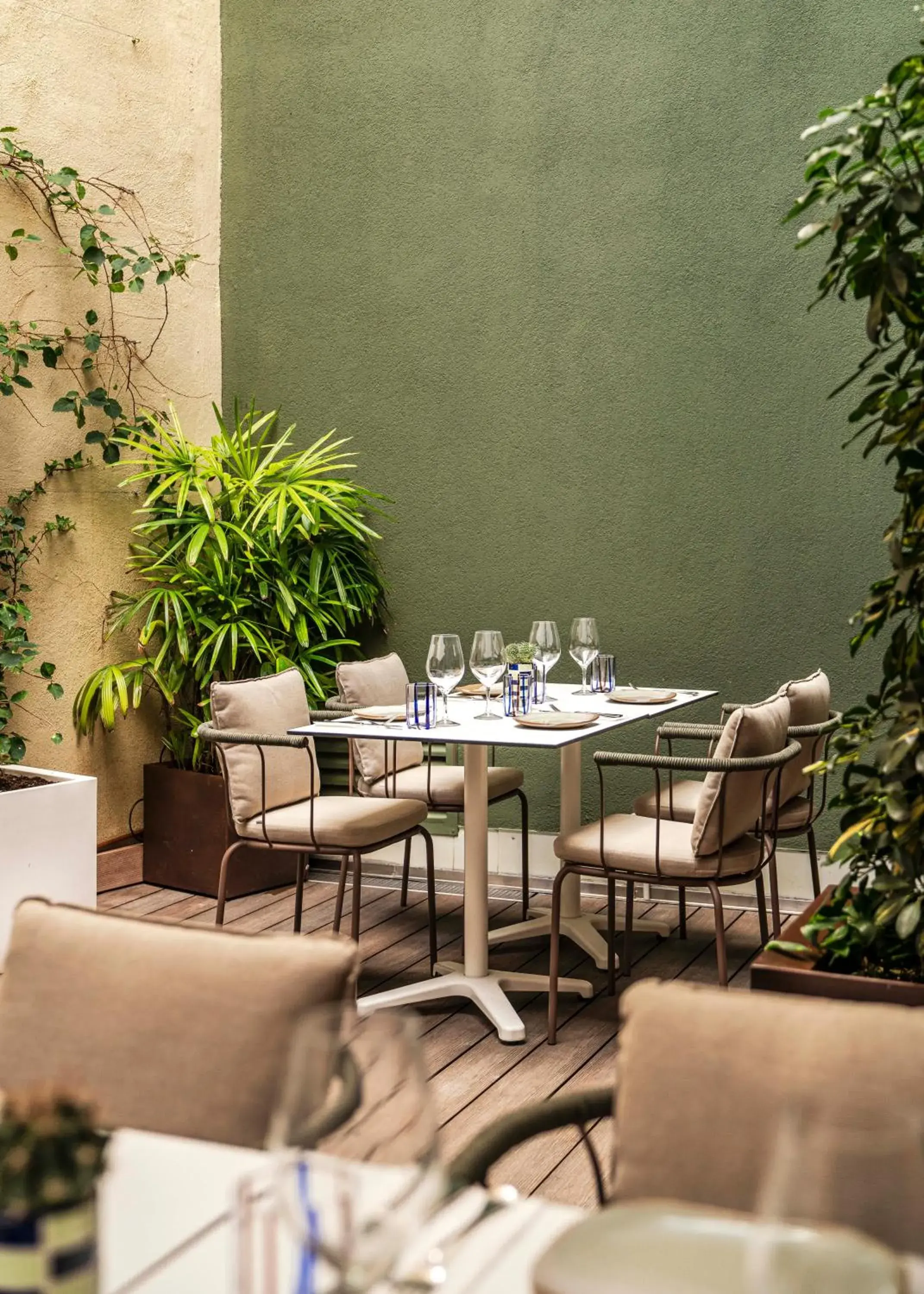 Restaurant/places to eat in Vincci Gala Restaurant/places to eat in Vincci Gala