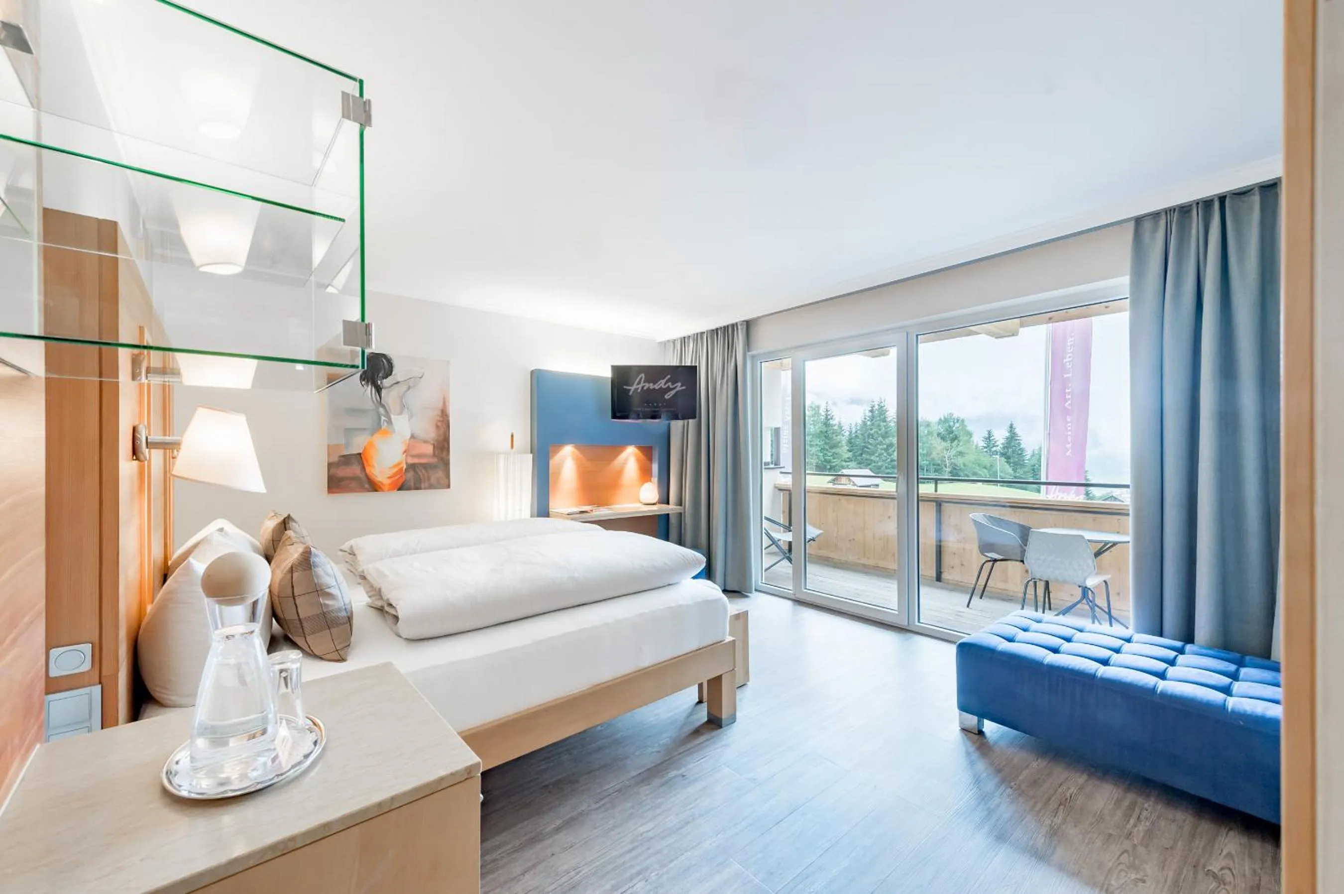 Photo of the whole room, Bed in Hotel Andy 4 Sterne Superior