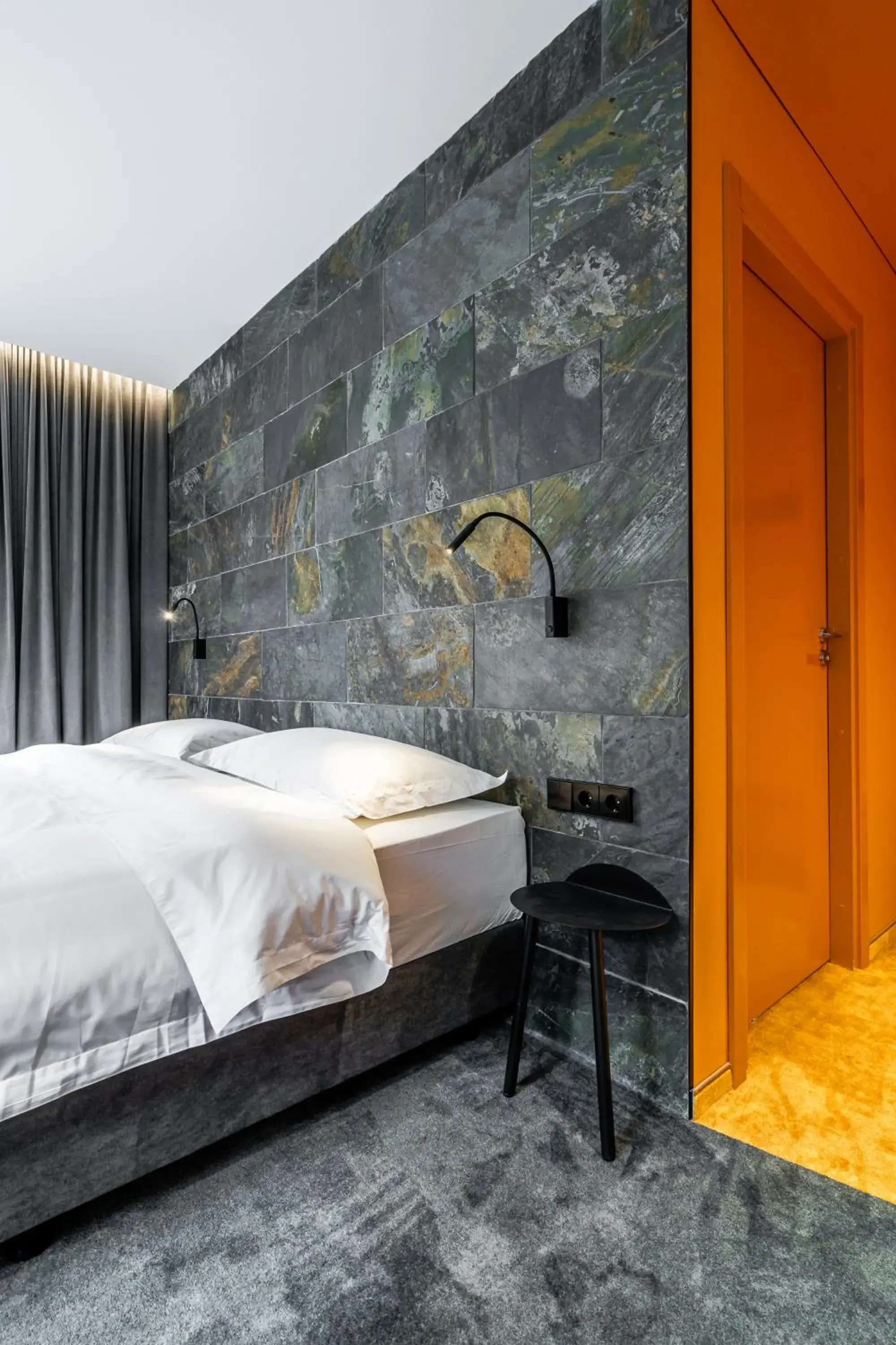 Small Double Room - single occupancy in ESE HOTEL Small Double Room - single occupancy in ESE HOTEL