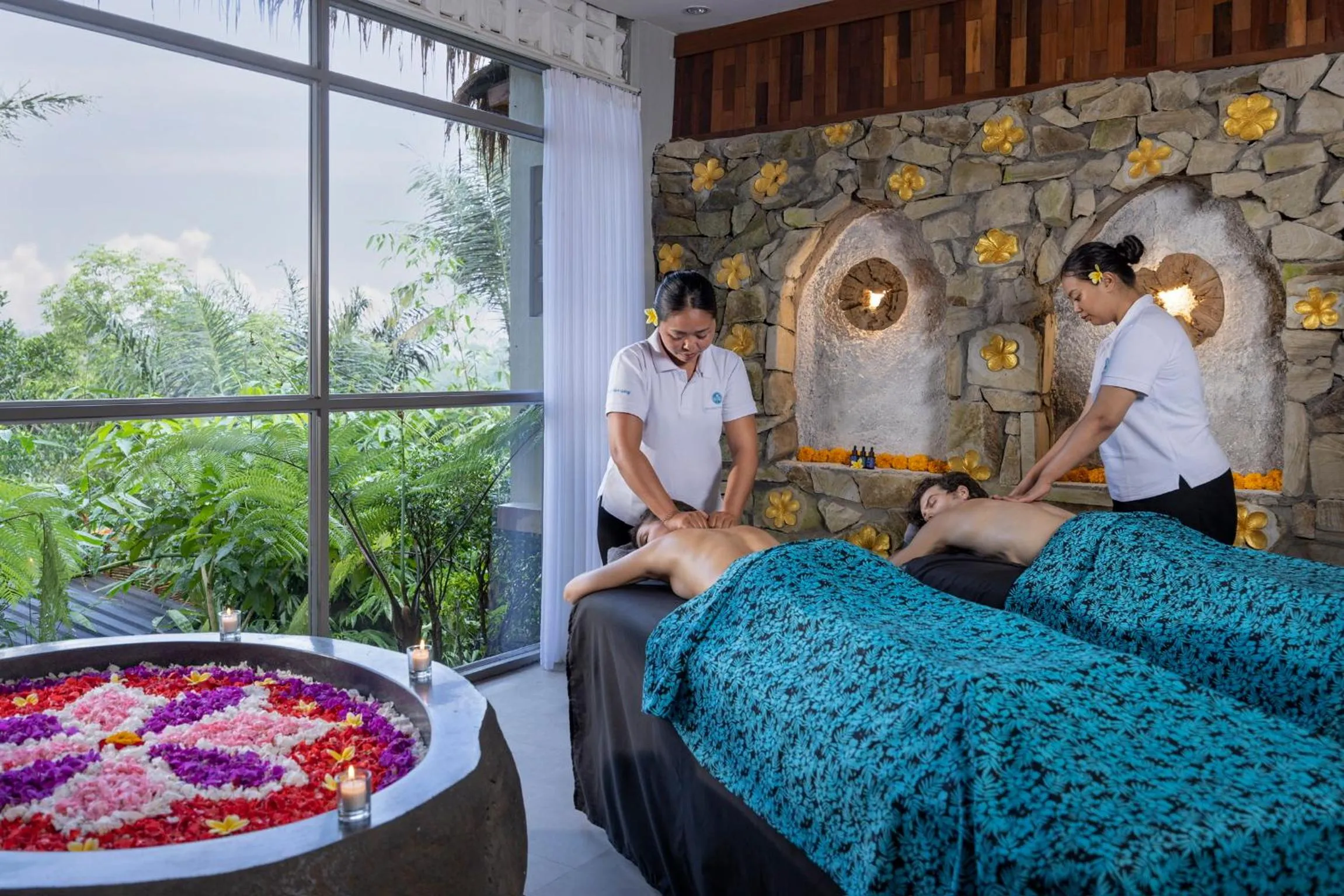 Massage, Bed in Sacred Valley by GenuineHost