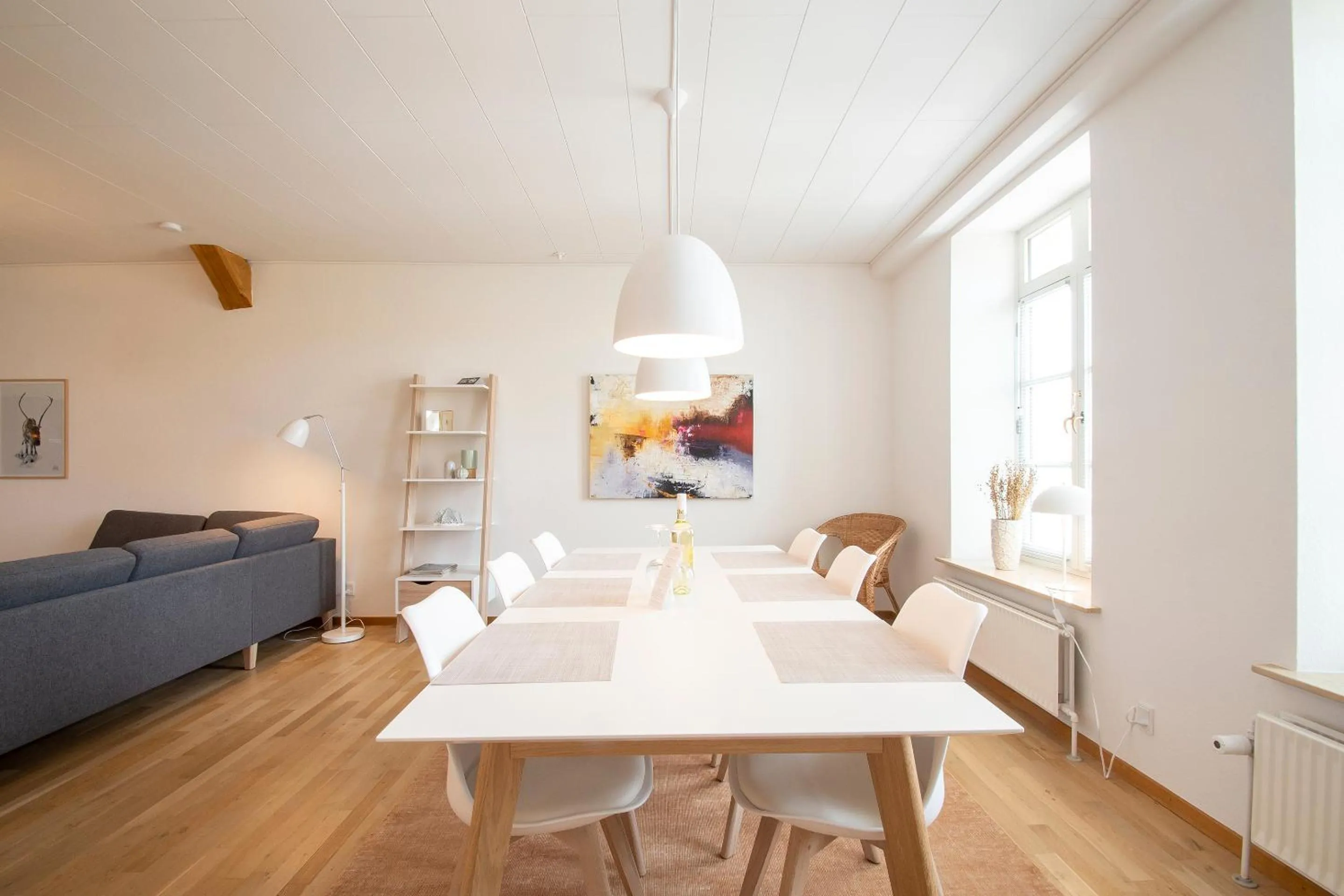 Dinner in Exclusive 2 Bedroom Apartment