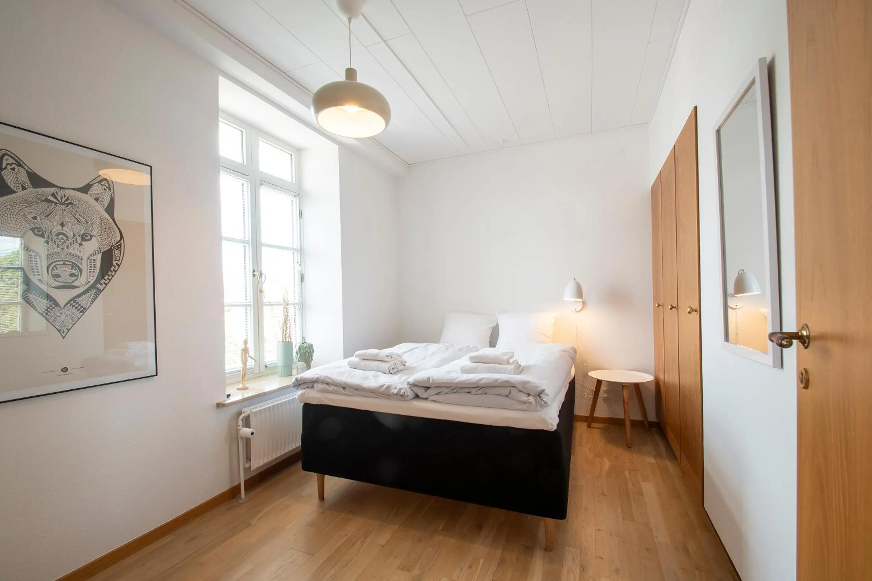 Bed in Exclusive 2 Bedroom Apartment