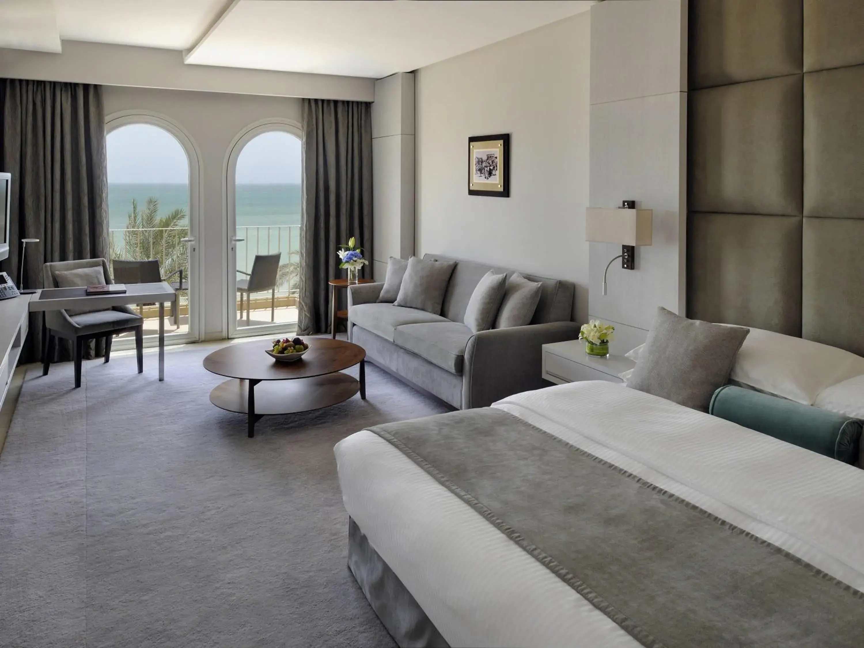 Bedroom in Mövenpick Hotel & Resort Al Bida'a Bedroom in Mövenpick Hotel & Resort Al Bida'a